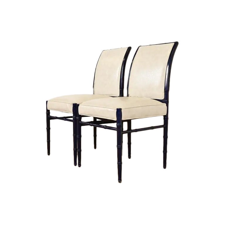 Baker Furniture Style Mid-Century Hollywood Regency oder Esszimmerstühle, Paar im Angebot