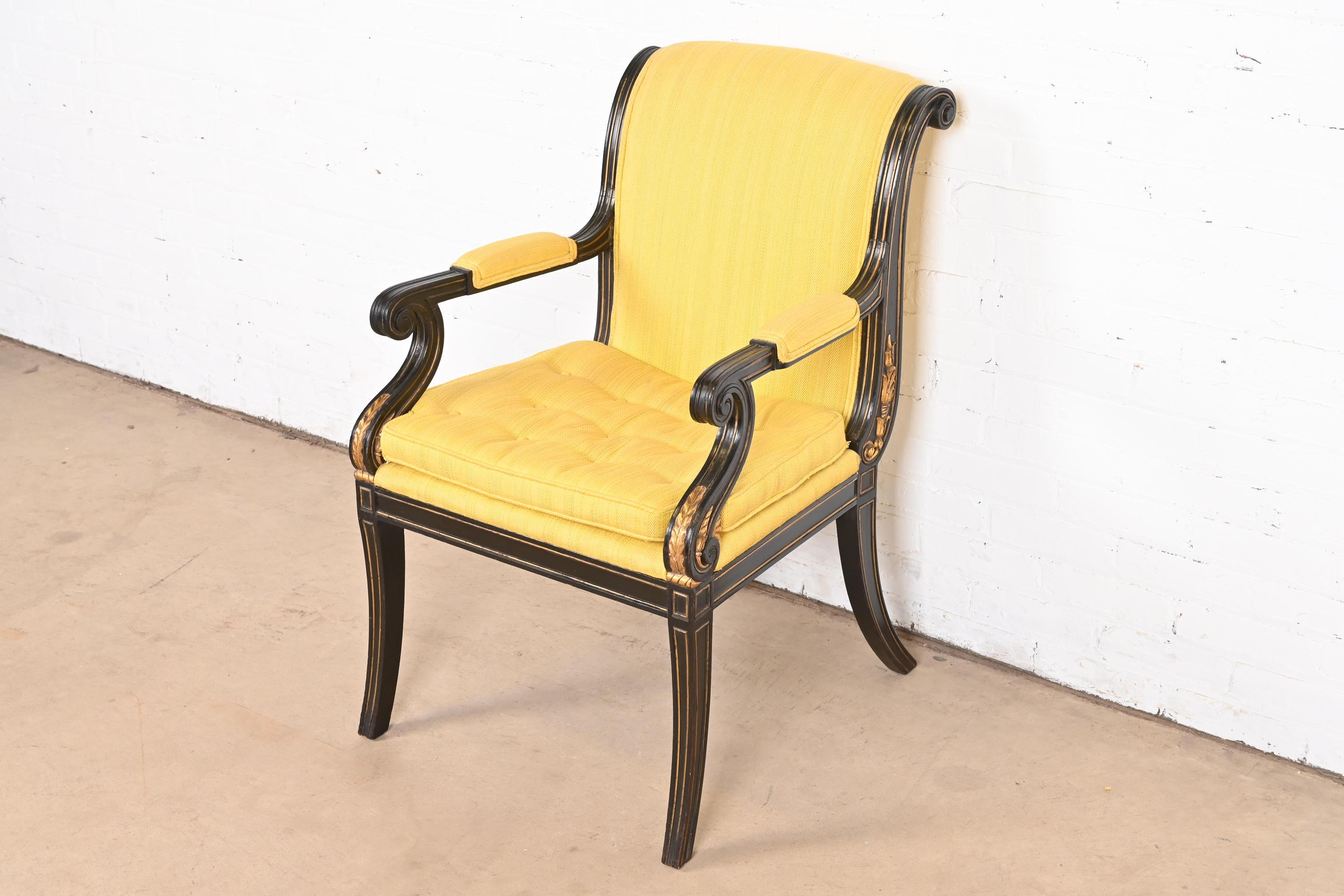 Baker Furniture-Sessel im Regency-Stil, ebonisiert und vergoldet (amerikanisch) im Angebot