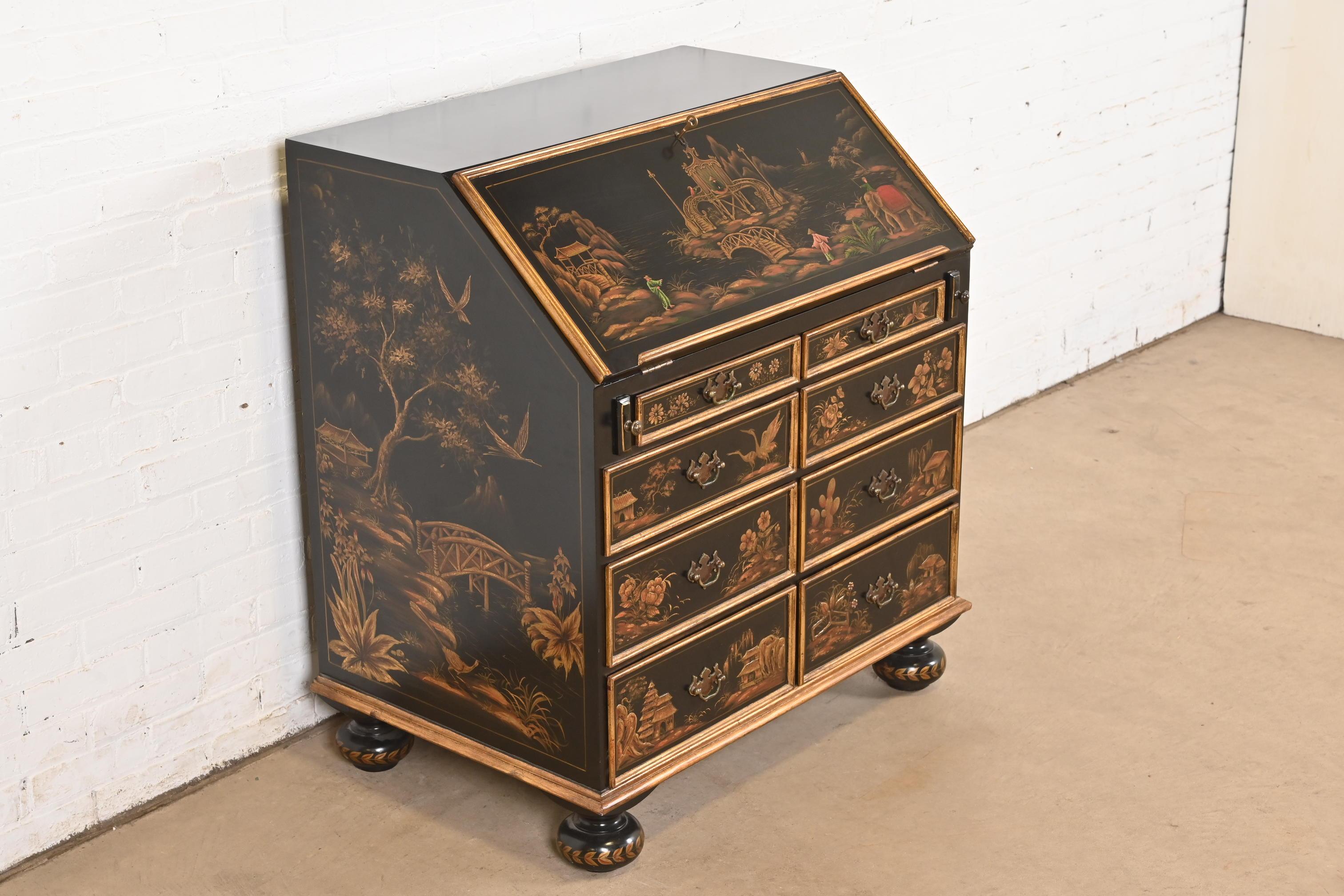Scrivania Baker Furniture in stile William & Mary Chinoiserie laccata di nero In condizioni buone a South Bend, IN