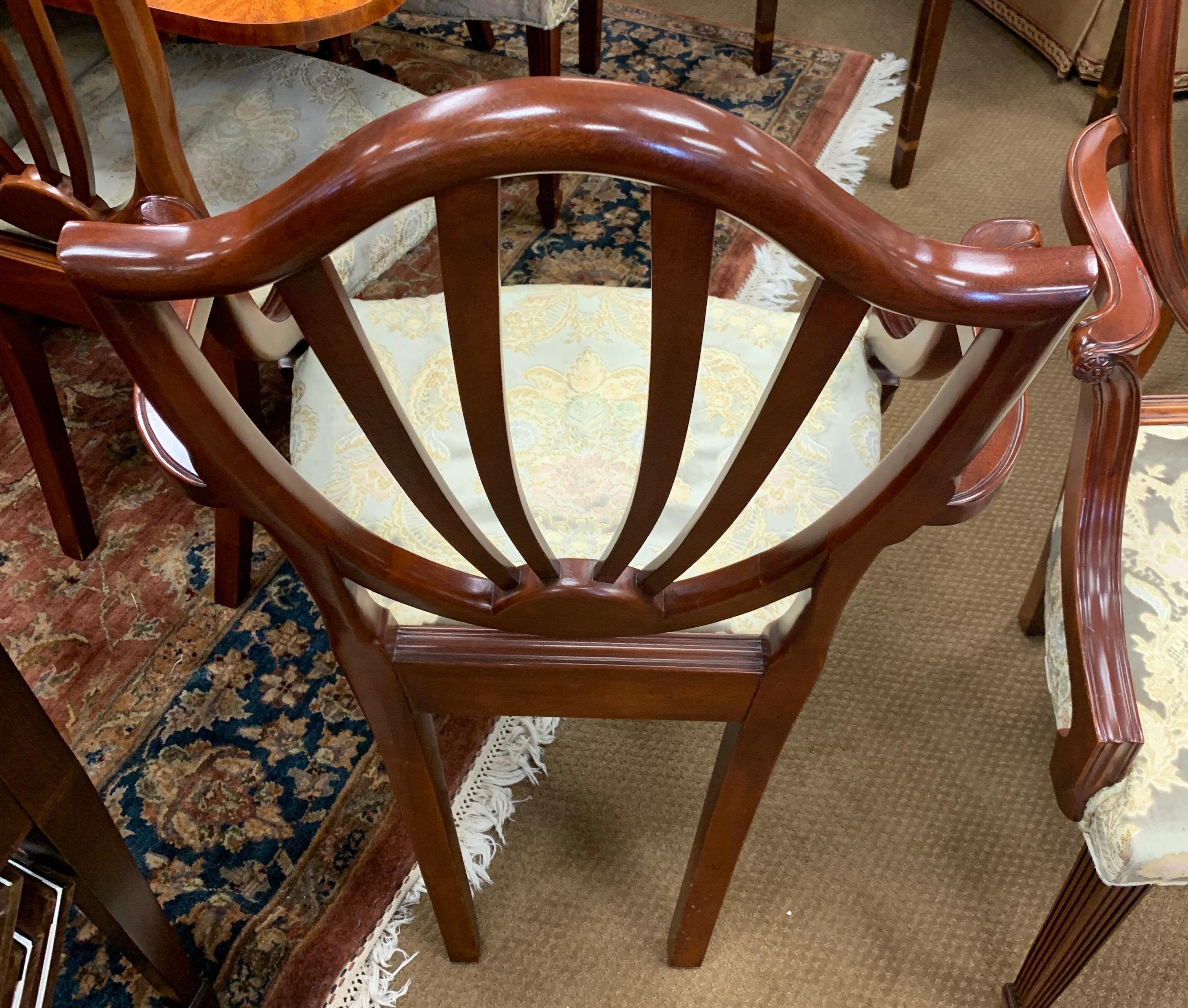 Baker Furniture Mahogany Dining Room Set, Table and Ten Chairs In Good Condition In West Hartford, CT