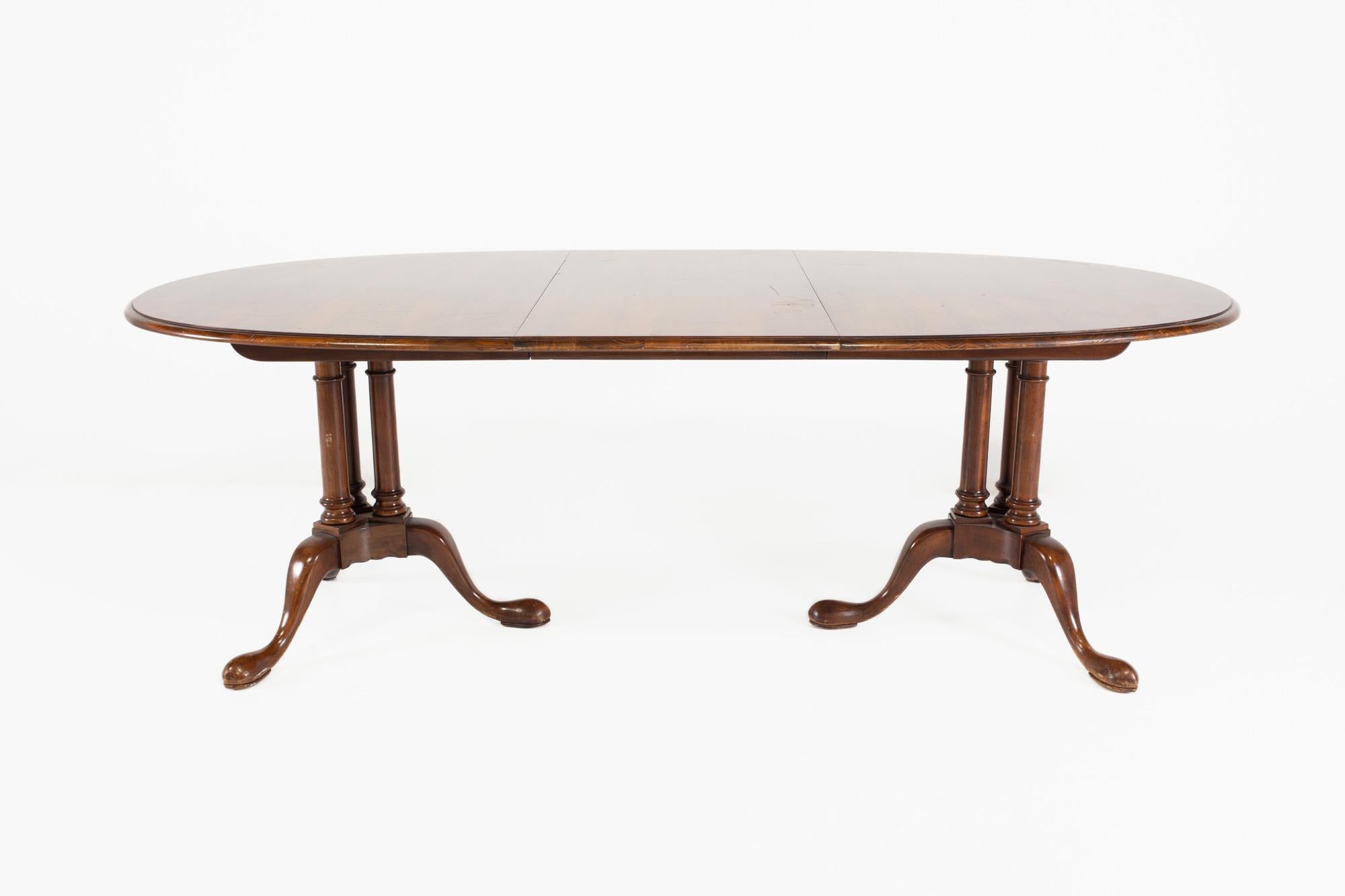 Baker Furniture Traditional Mahogany Dining Table 4