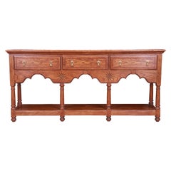 Baker Furniture Aparador Credenza con incrustaciones de Roble Galés