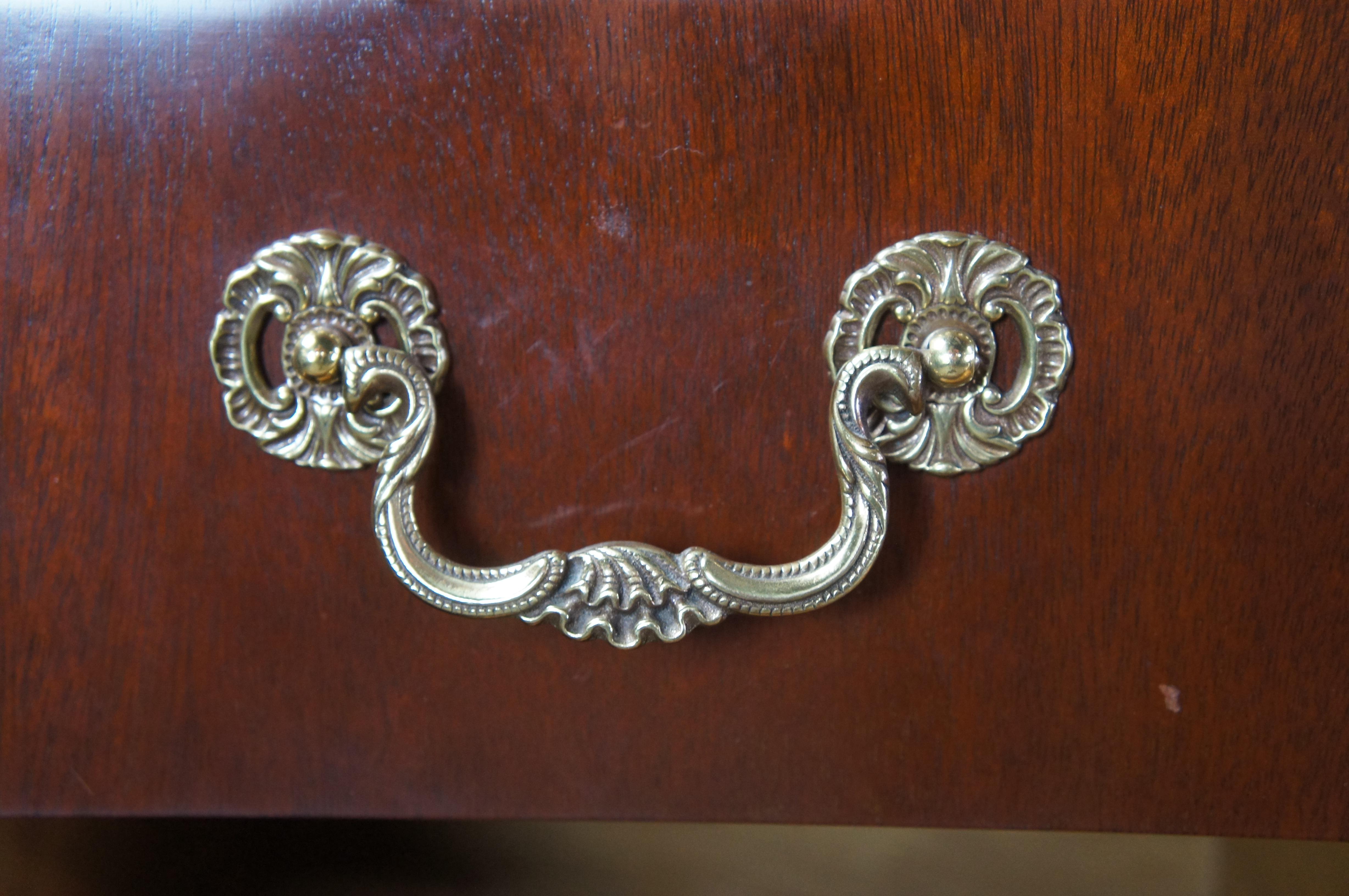 Baker Georgian Mahagoni Bowfront Triple Dresser Chest Console Credenza 70