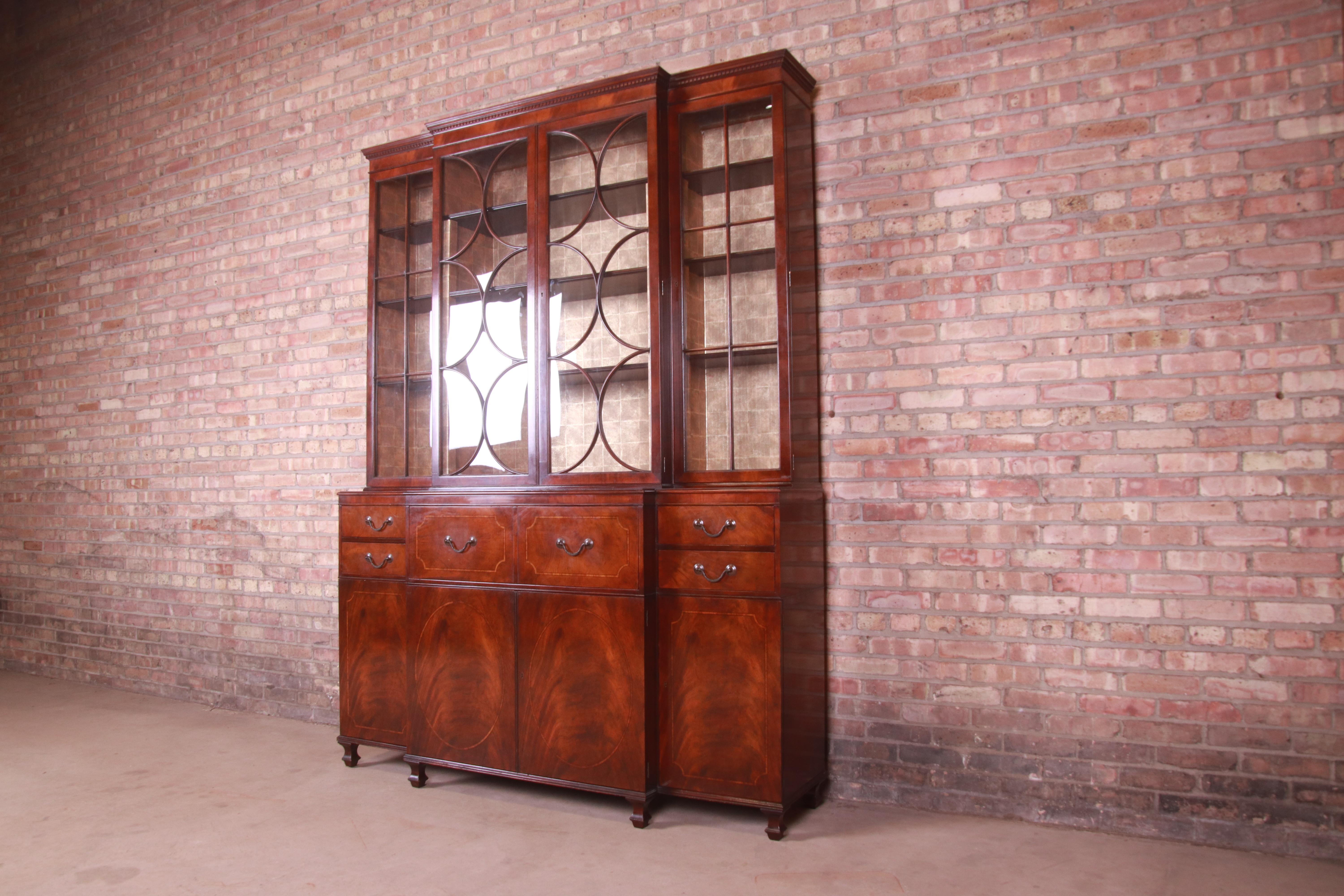 Baker Georgian Mahogany Breakfront Bookcase Cabinet With Secretary Desk, 1940s In Good Condition In South Bend, IN