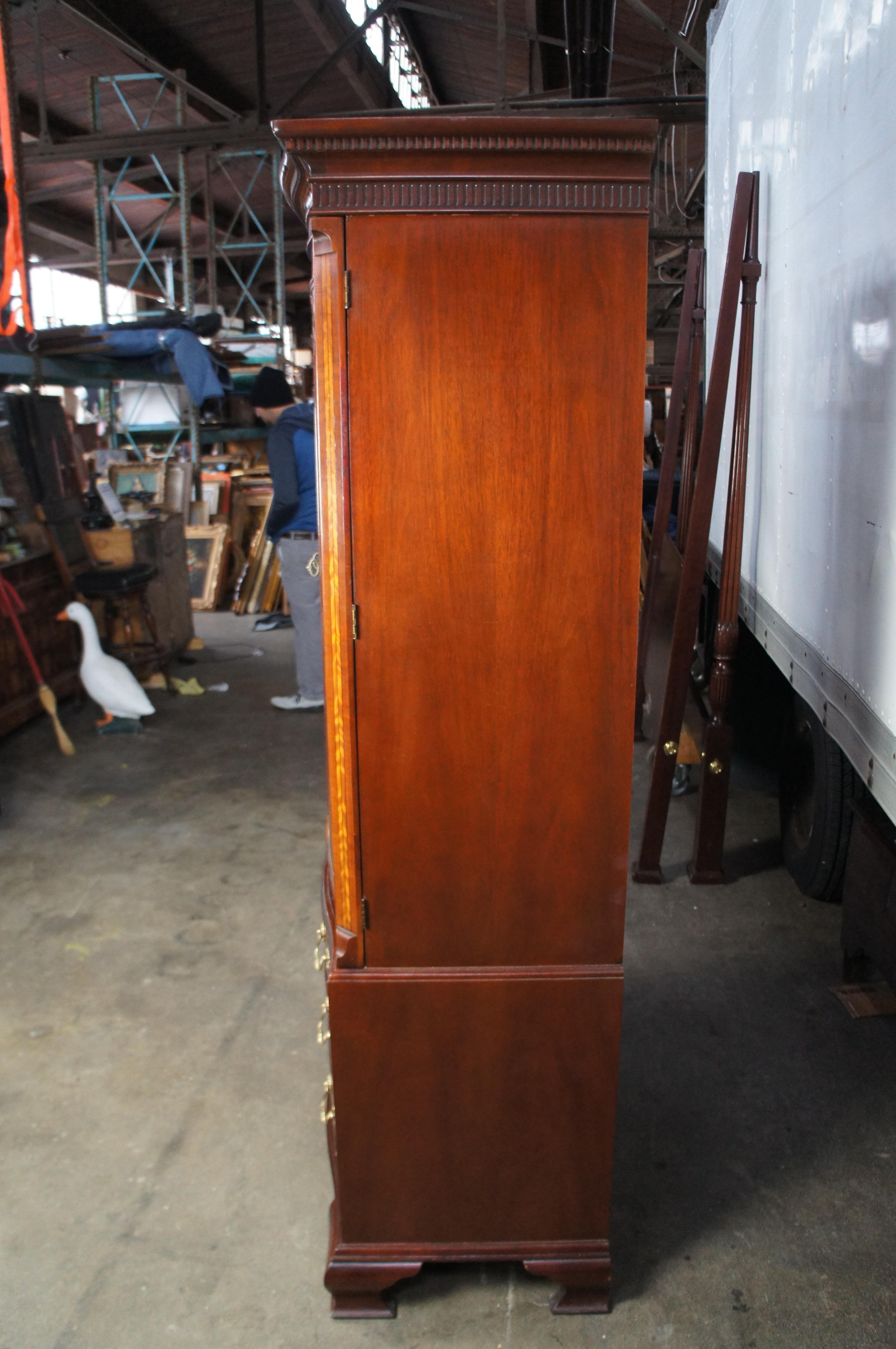 Baker Georgian Mahogany Serpentine Bowfront Armoire Wardrobe Linen Press Dresser 8