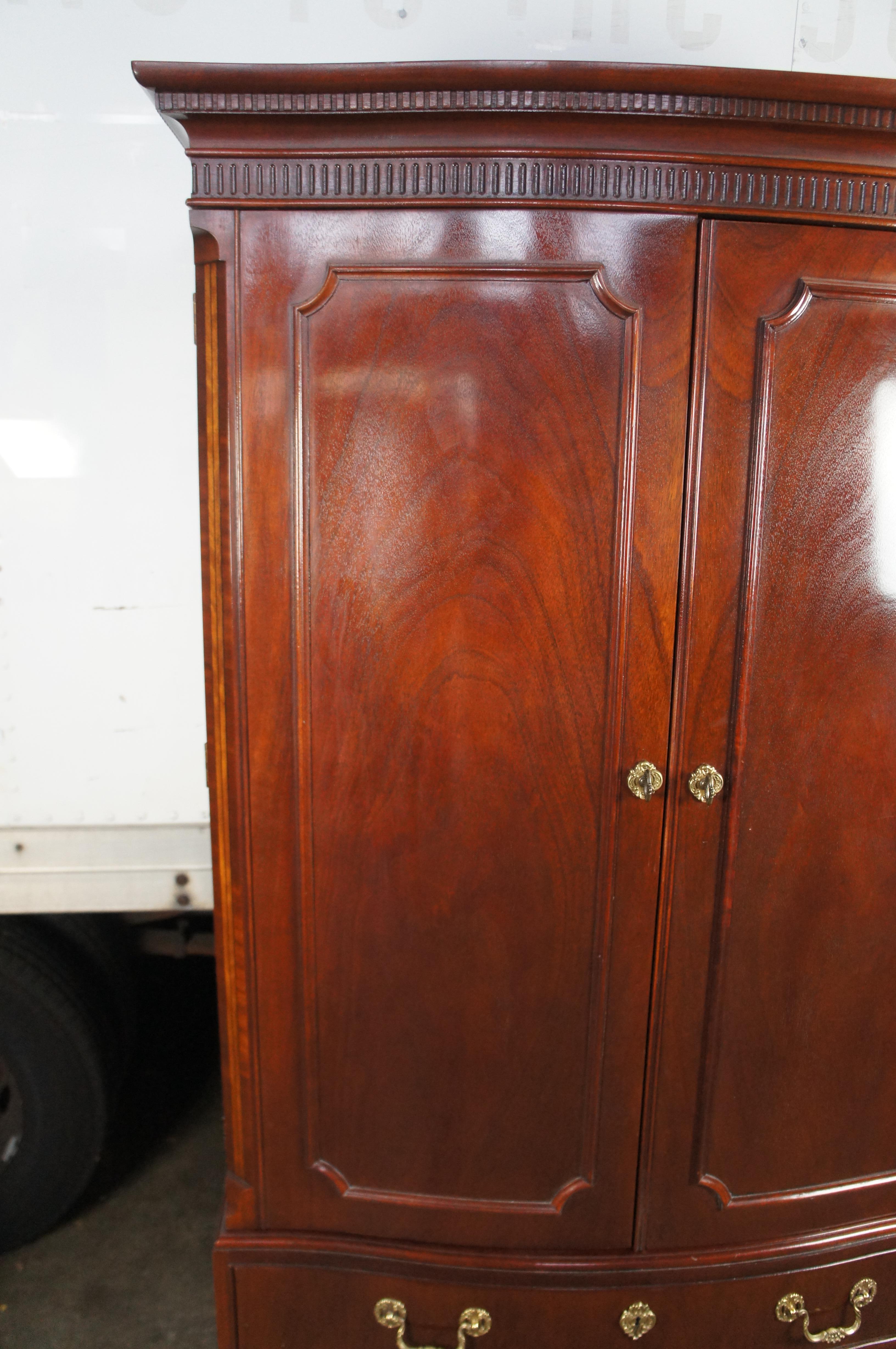 Baker Georgian Mahogany Serpentine Bowfront Armoire Wardrobe Linen Press Dresser 2