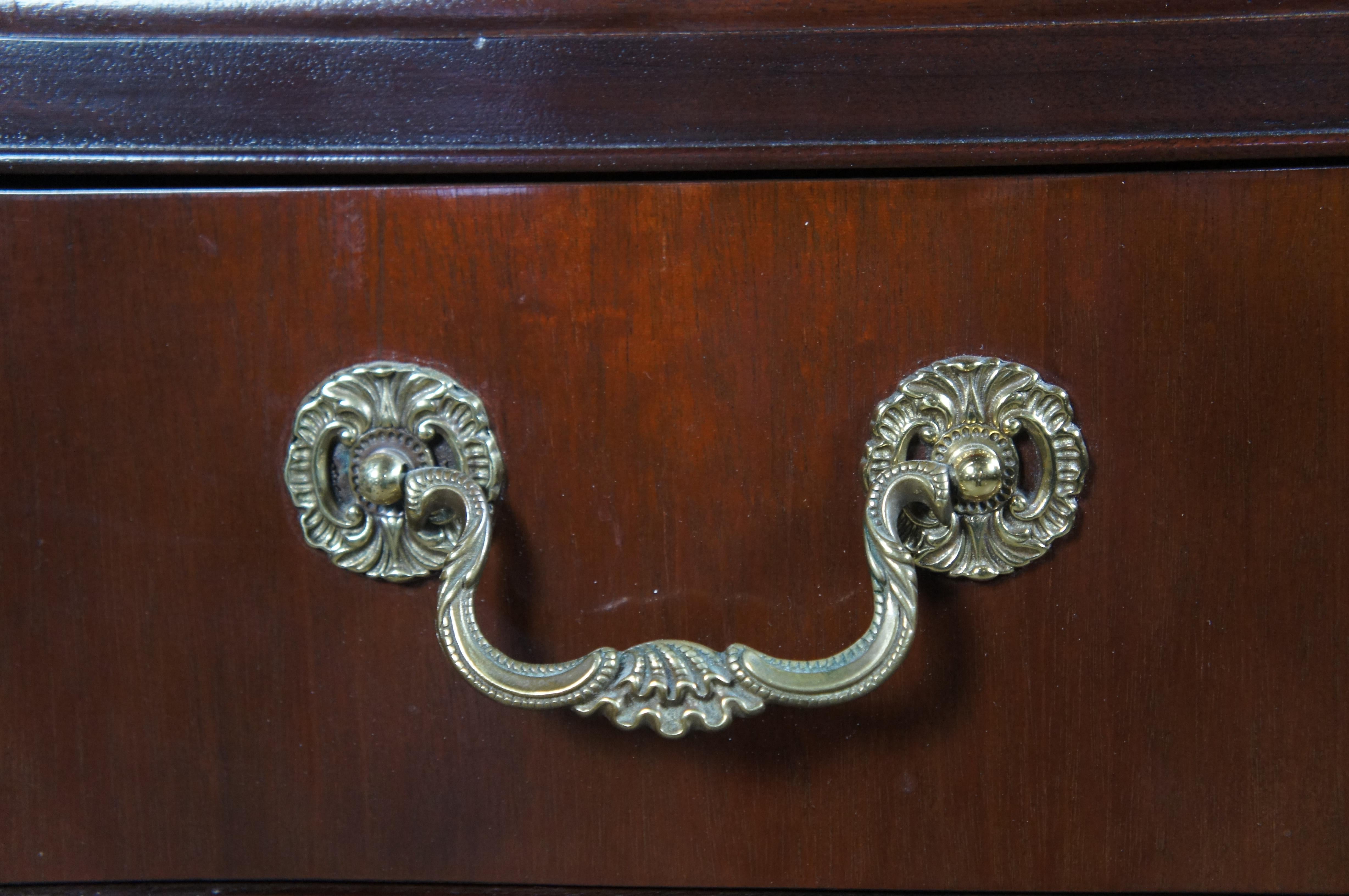 Baker Georgian Mahogany Serpentine Bowfront Armoire Wardrobe Linen Press Dresser 3