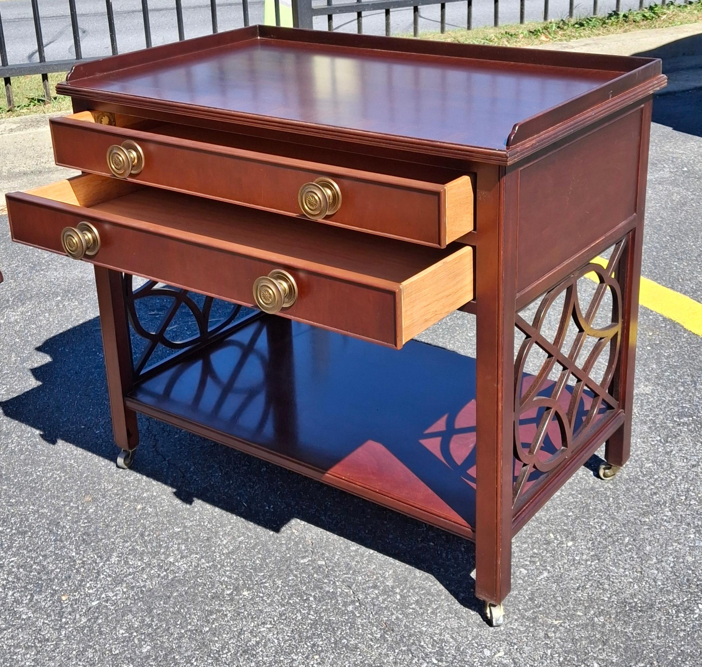 Américain Baker Historic Charleston Collection Mahogany Rolling Buffet Server en vente