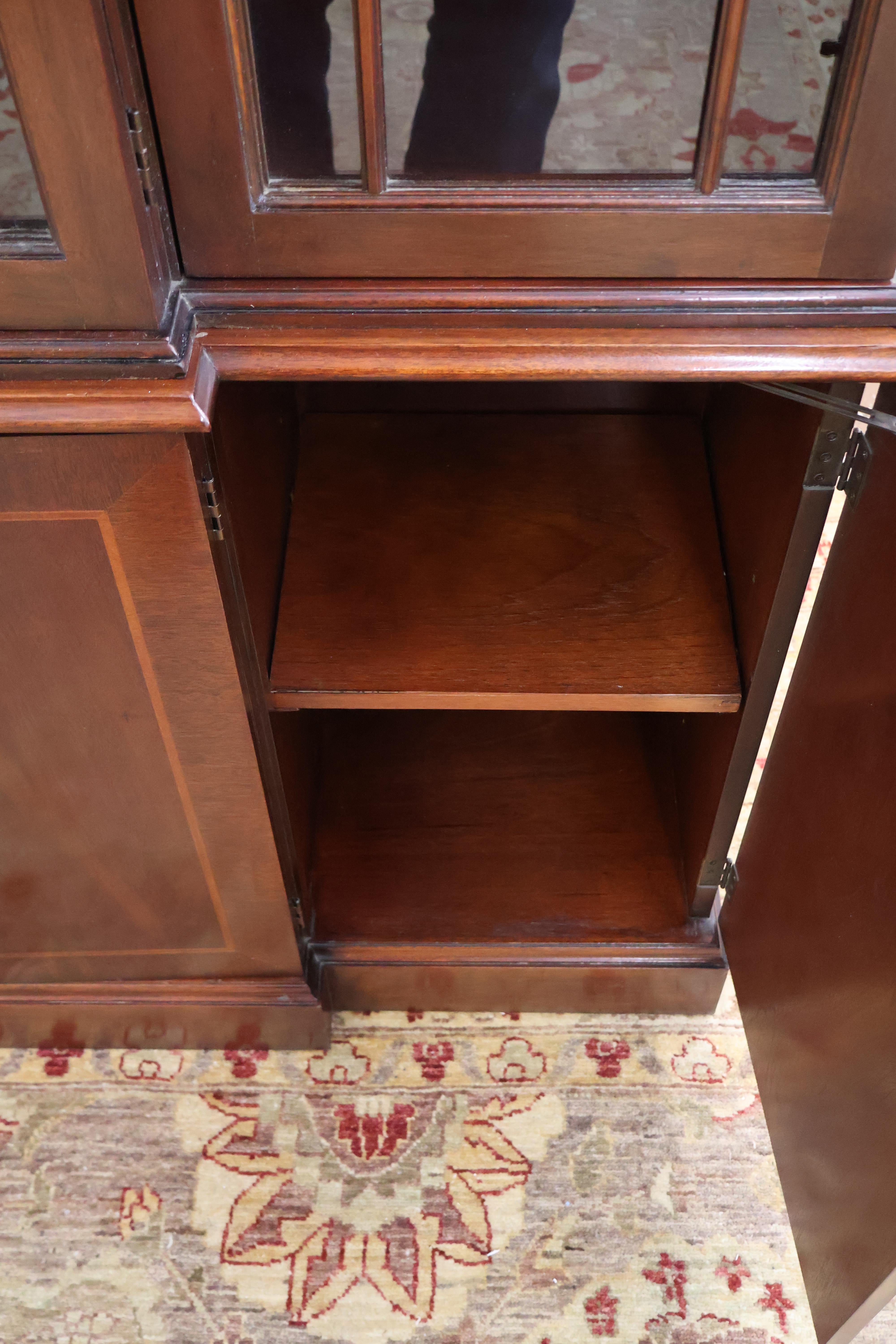 Baker Historic Charleston Mahogany Bookcase China Cabinet Breakfront For Sale 11
