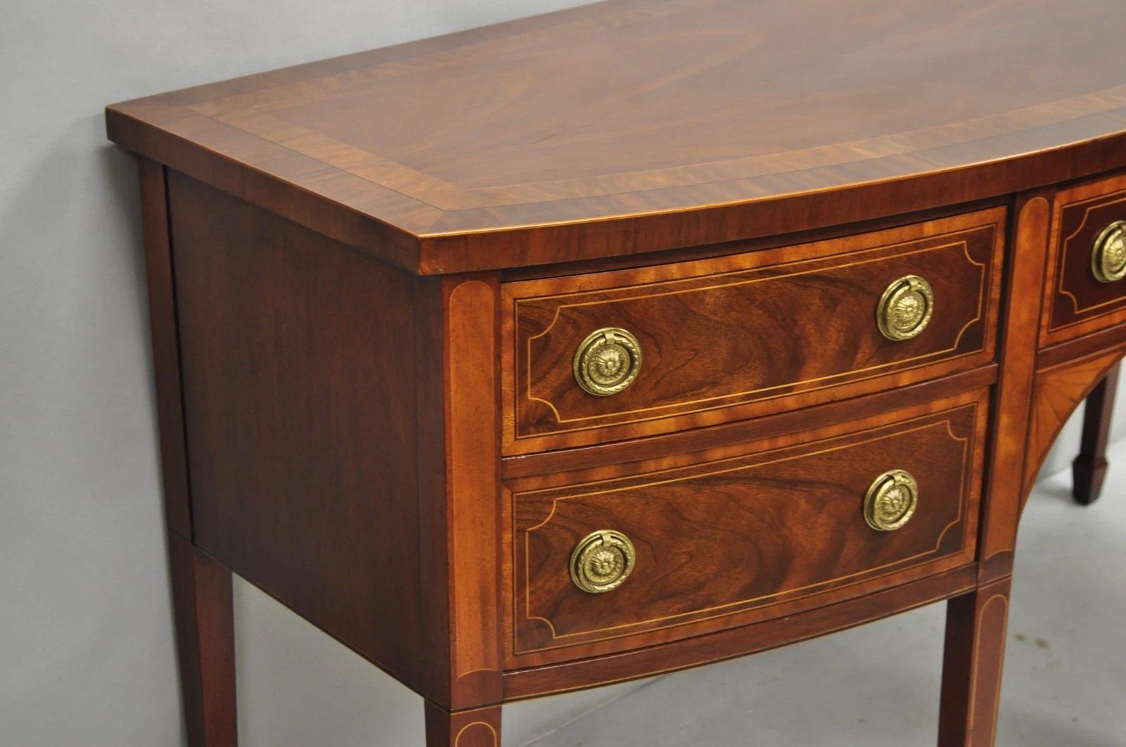 Buffet buffet Charleston historique en acajou incrusté de démilune Hepplewhite en vente 5