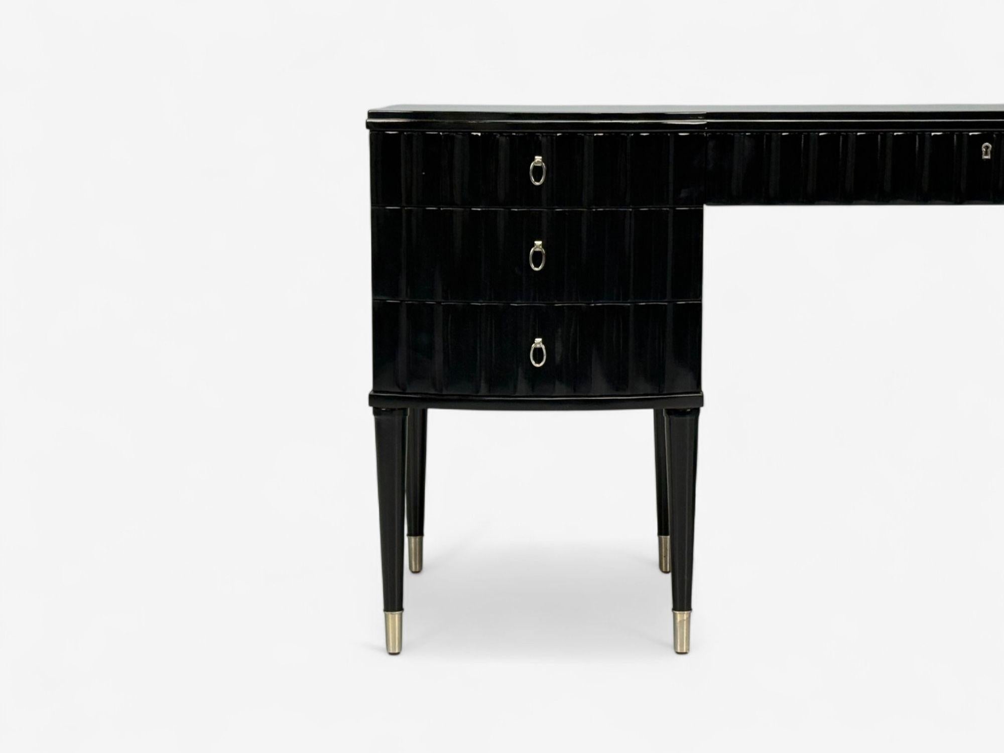 Baker, Hollywood Regency, Black Lacquer, Chrome, Writing Desk, USA, 21st C. For Sale 1
