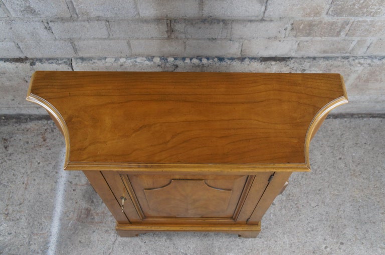 Baker Italian Provincial French Cherry Commode Console Cabinet Entry Hall Table In Good Condition For Sale In Dayton, OH