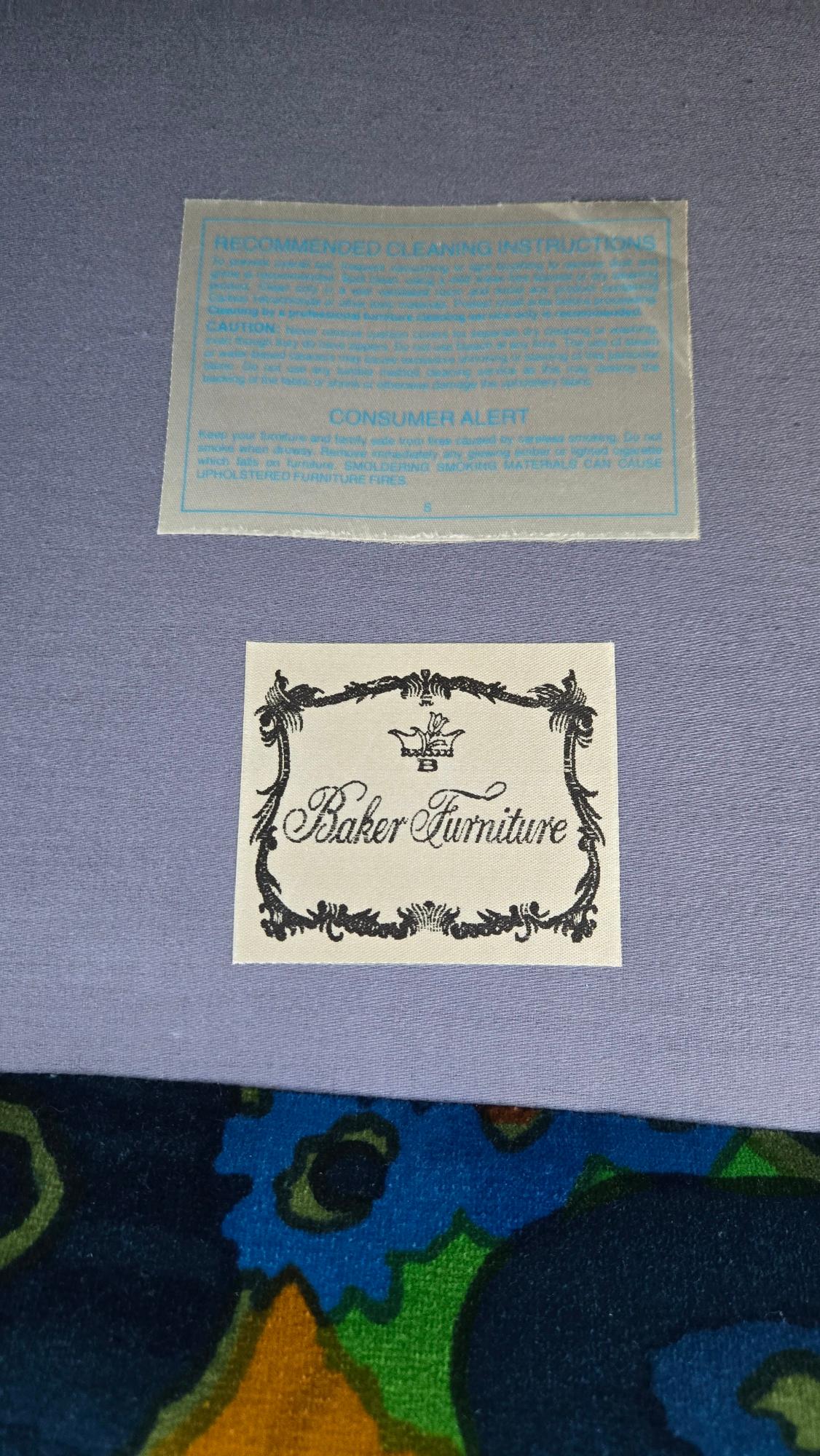 Baker Jack Lenor Larsen Velvet Sofa im Angebot 7