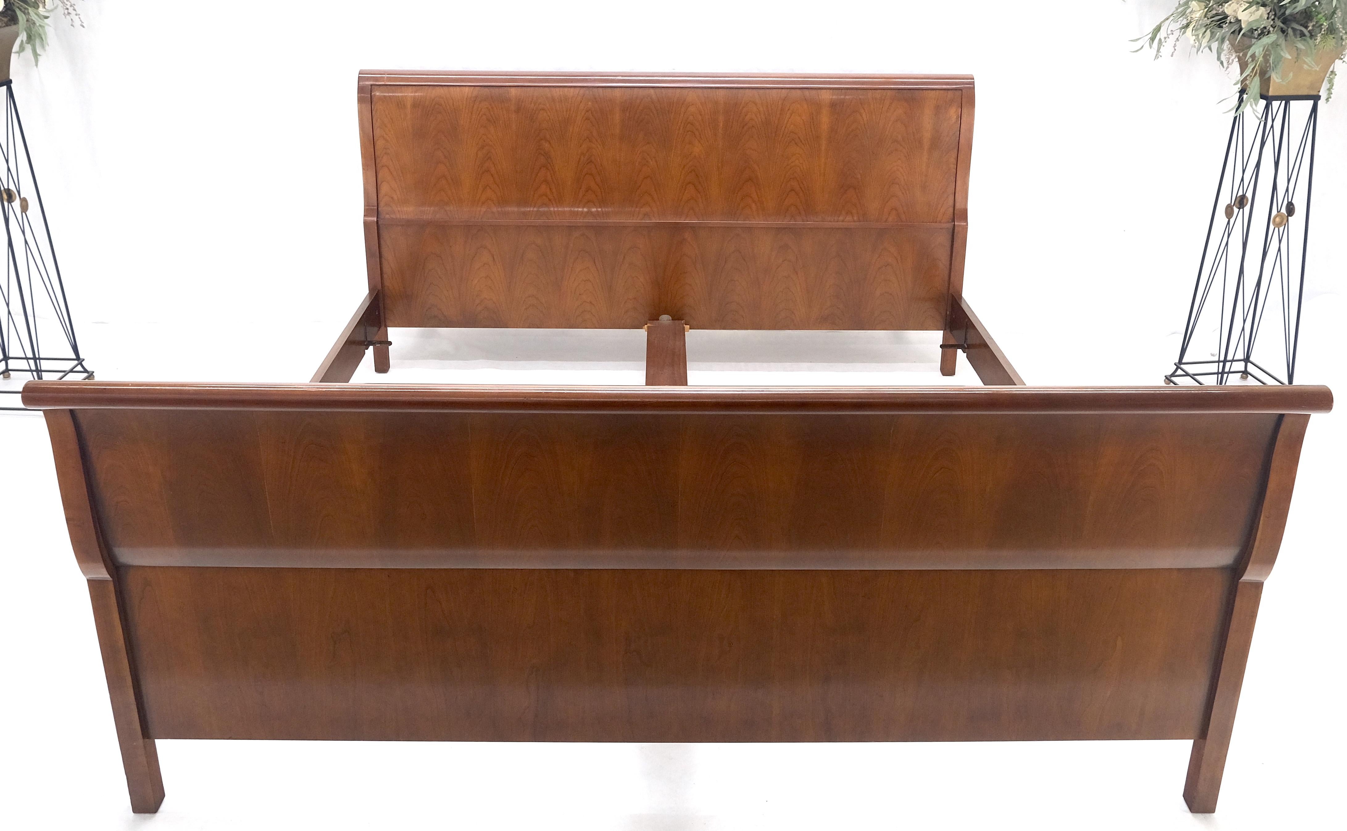 Lacquered Baker King Size Headboard Footboard Sleigh Bed Light American Walnut MINT!
