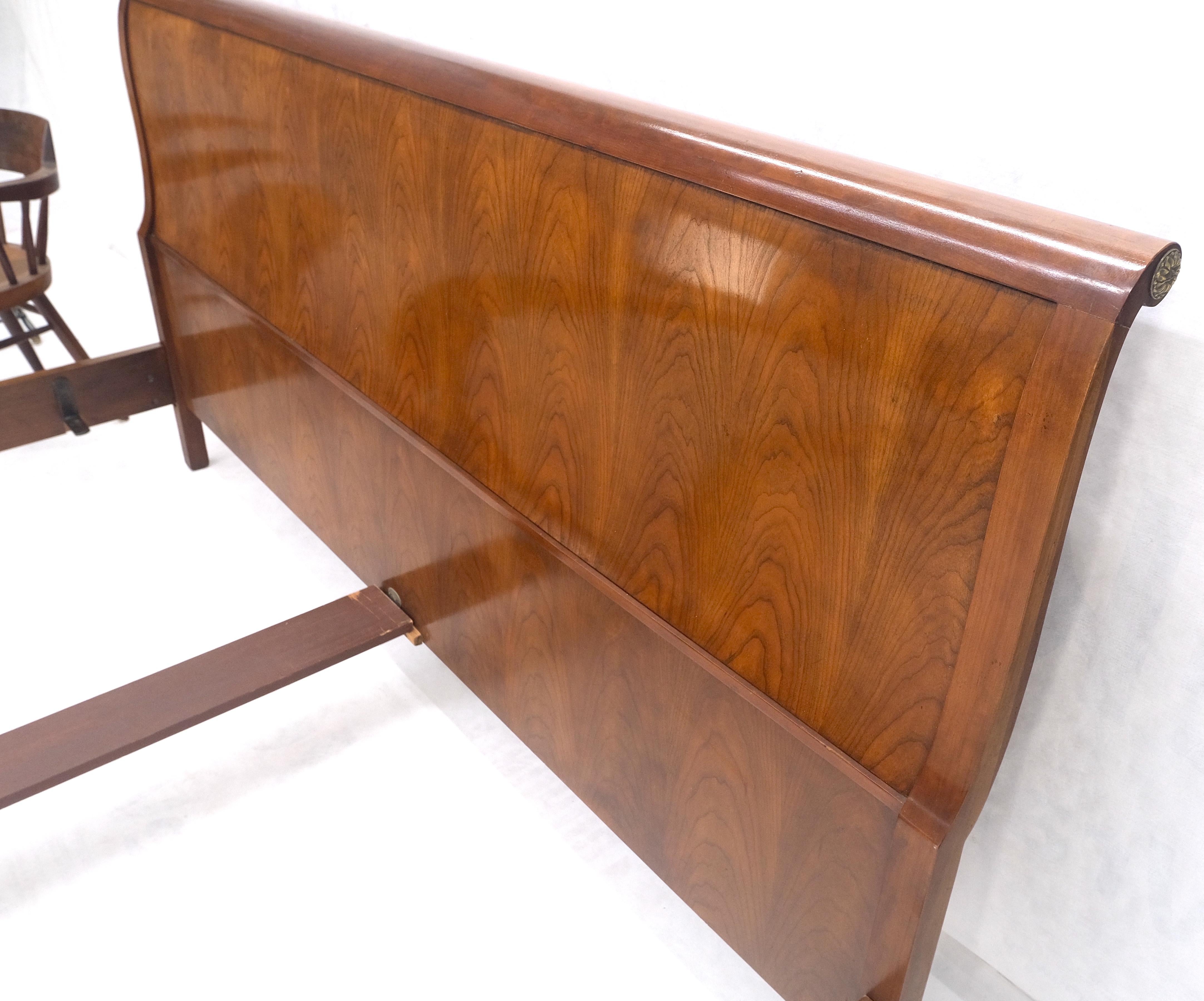 Baker King Size Headboard Footboard Sleigh Bed Light American Walnut MINT! 4