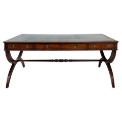 Baker, Knapp & Tubbs Escritorio HL Holland con patas en X, tablero de cuero con llaves