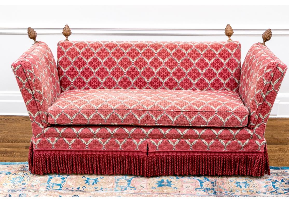 Baker Knole-Stil Drop-Arm-Sofa im Angebot 4