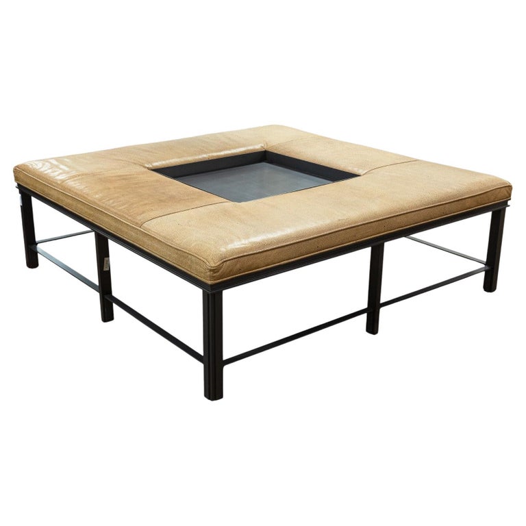 Baker Leather Upholstered Square Bench Ottoman Coffee Table En vente