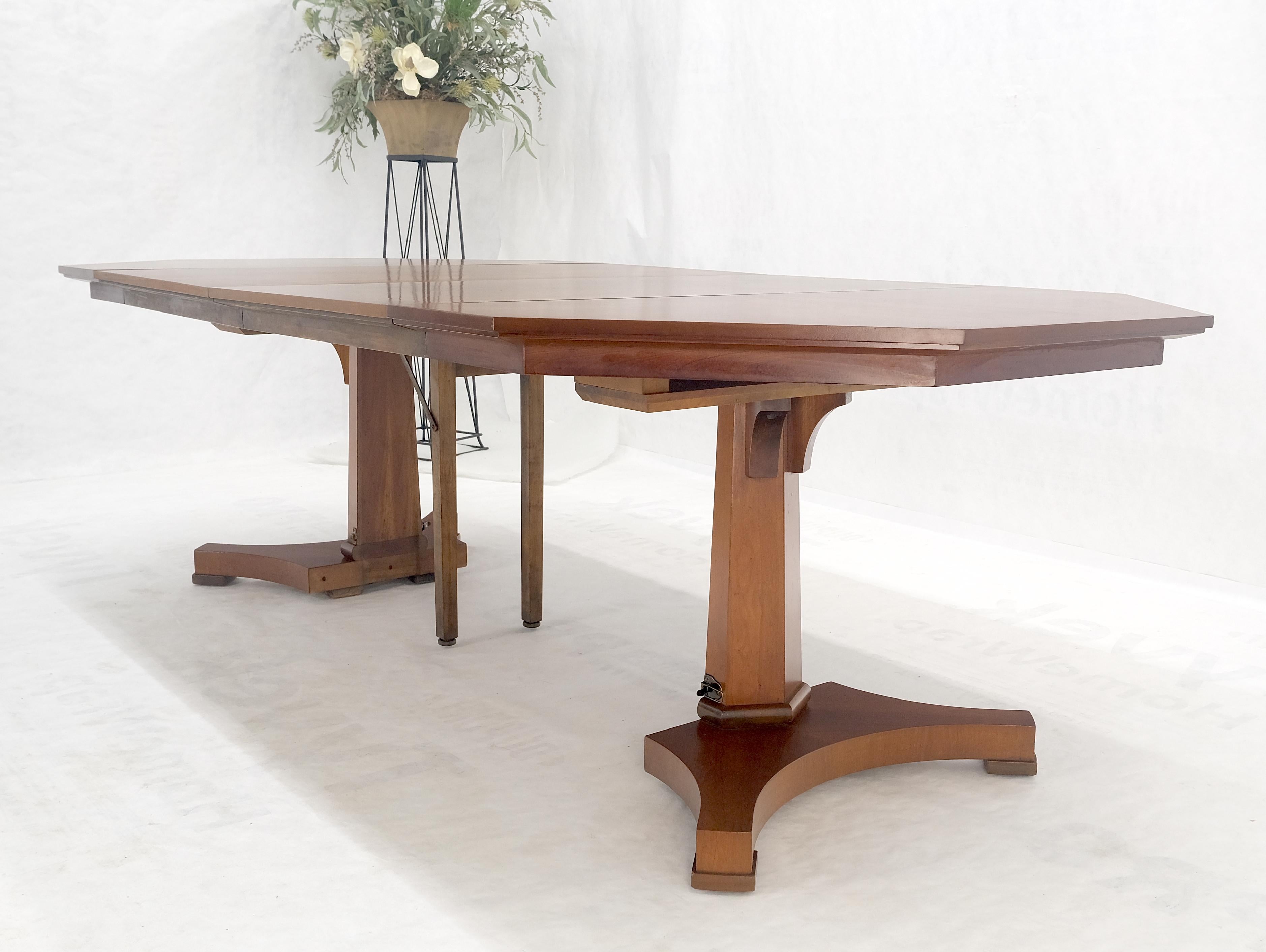 Baker LIght Walnut Round Octagon Single Base Two Leaves Dining Room Table Mint! For Sale 4