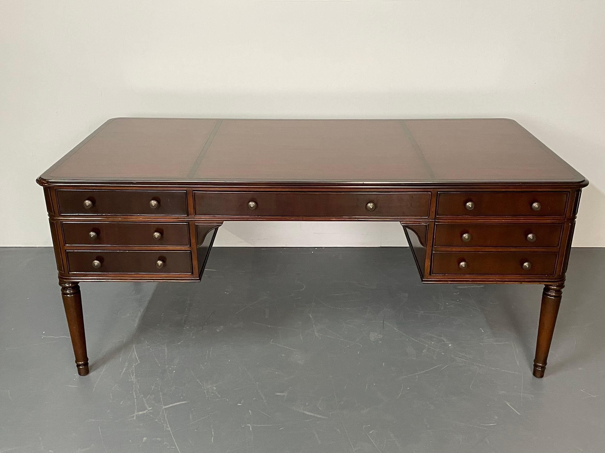 Georgien Baker Mahogany Executive Partners Desk, Georgian, Writing Table en vente