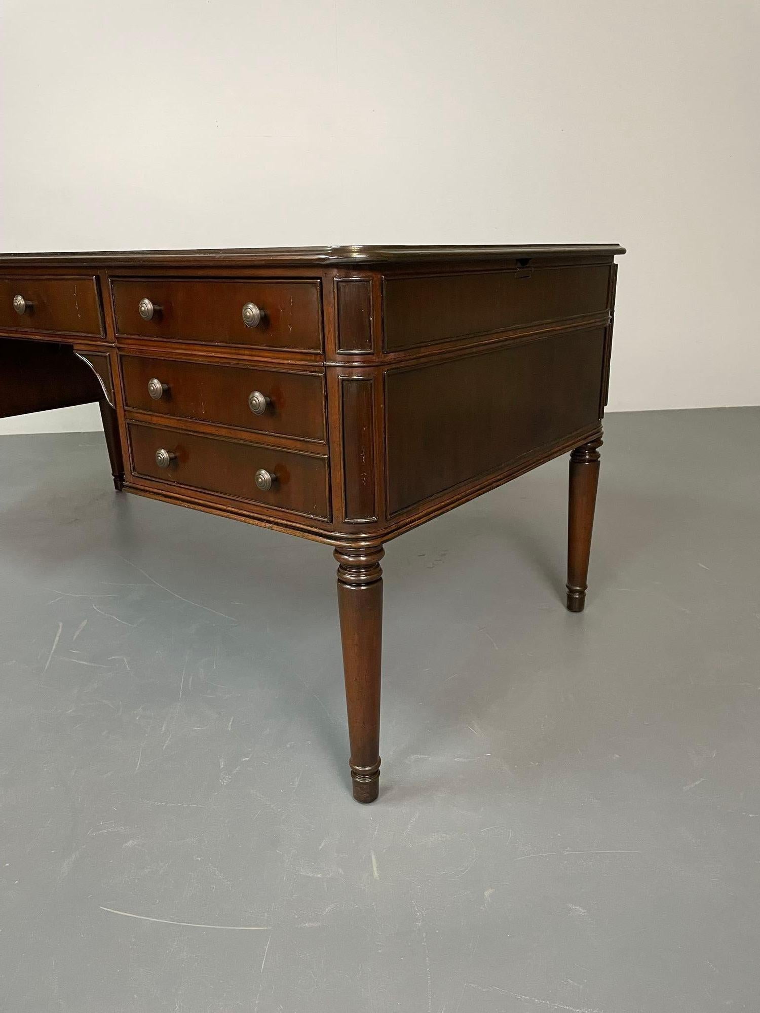 Baker Mahogany Executive Partners Desk, Georgian, Writing Table en vente 1