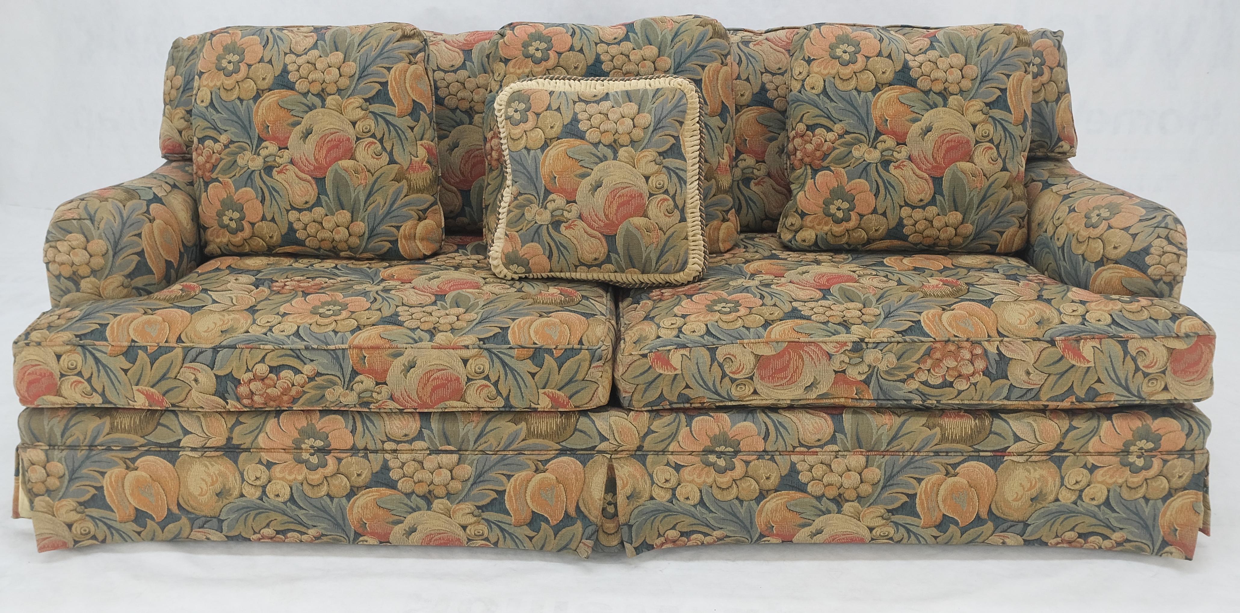 Baker Matching Pair of Two Floral Pattern Three Seater Traditional Sofas MINT! 7