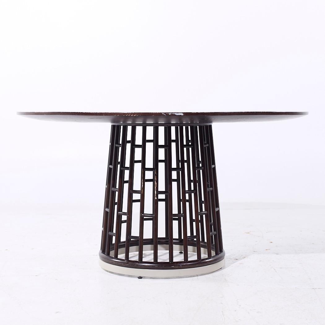 Baker McGuire Fretwork Dining Table In Good Condition For Sale In Countryside, IL