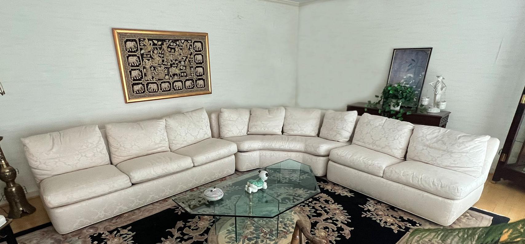 BAKER Mid 20th Century White Armless Three-Piece Sectional Slipper Sofa (Canapé à trois pièces sans accoudoirs) en vente 9