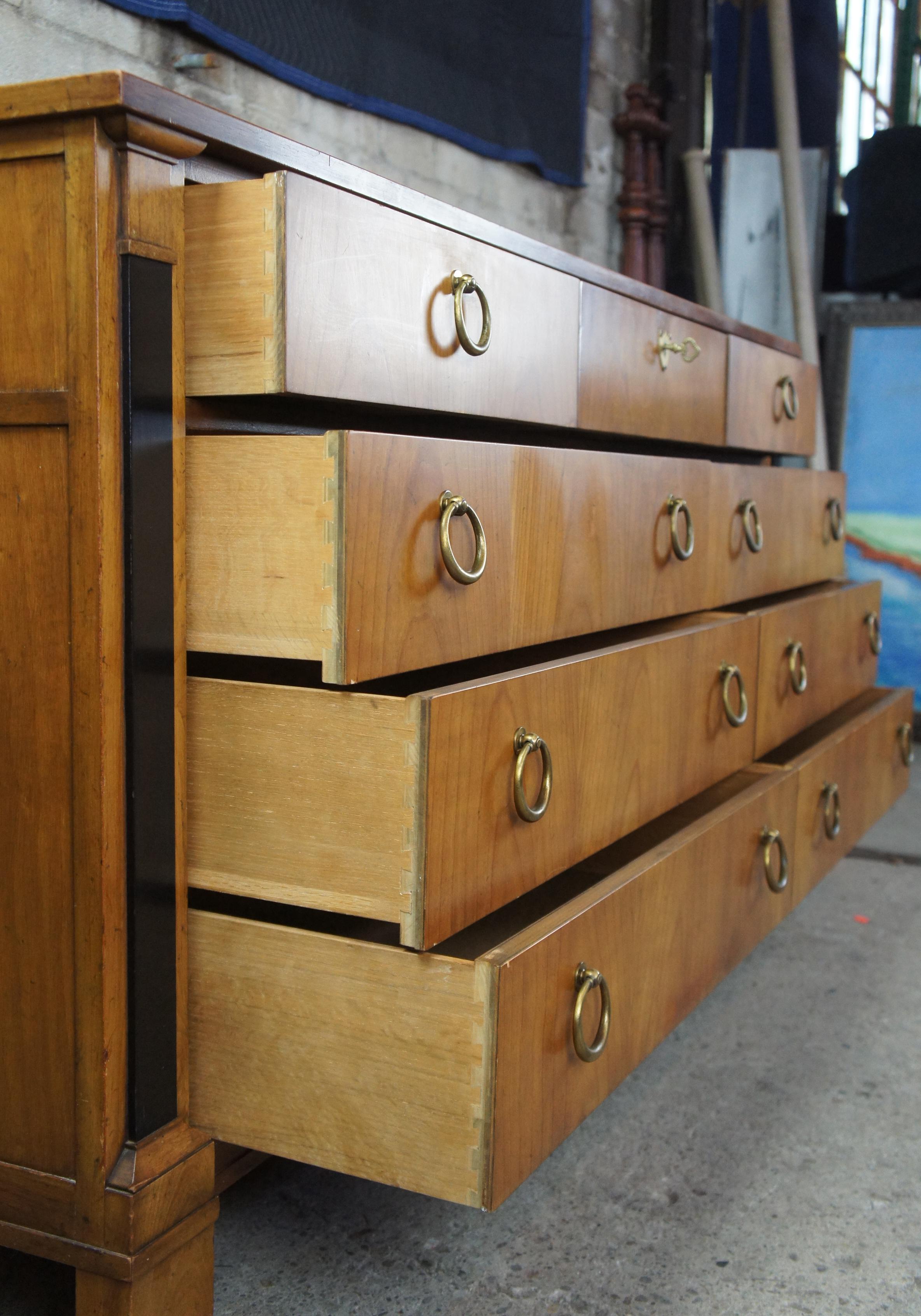 Baker Midcentury French Empire Neoclassical Regency Syle 9-Drawer Dresser In Good Condition In Dayton, OH