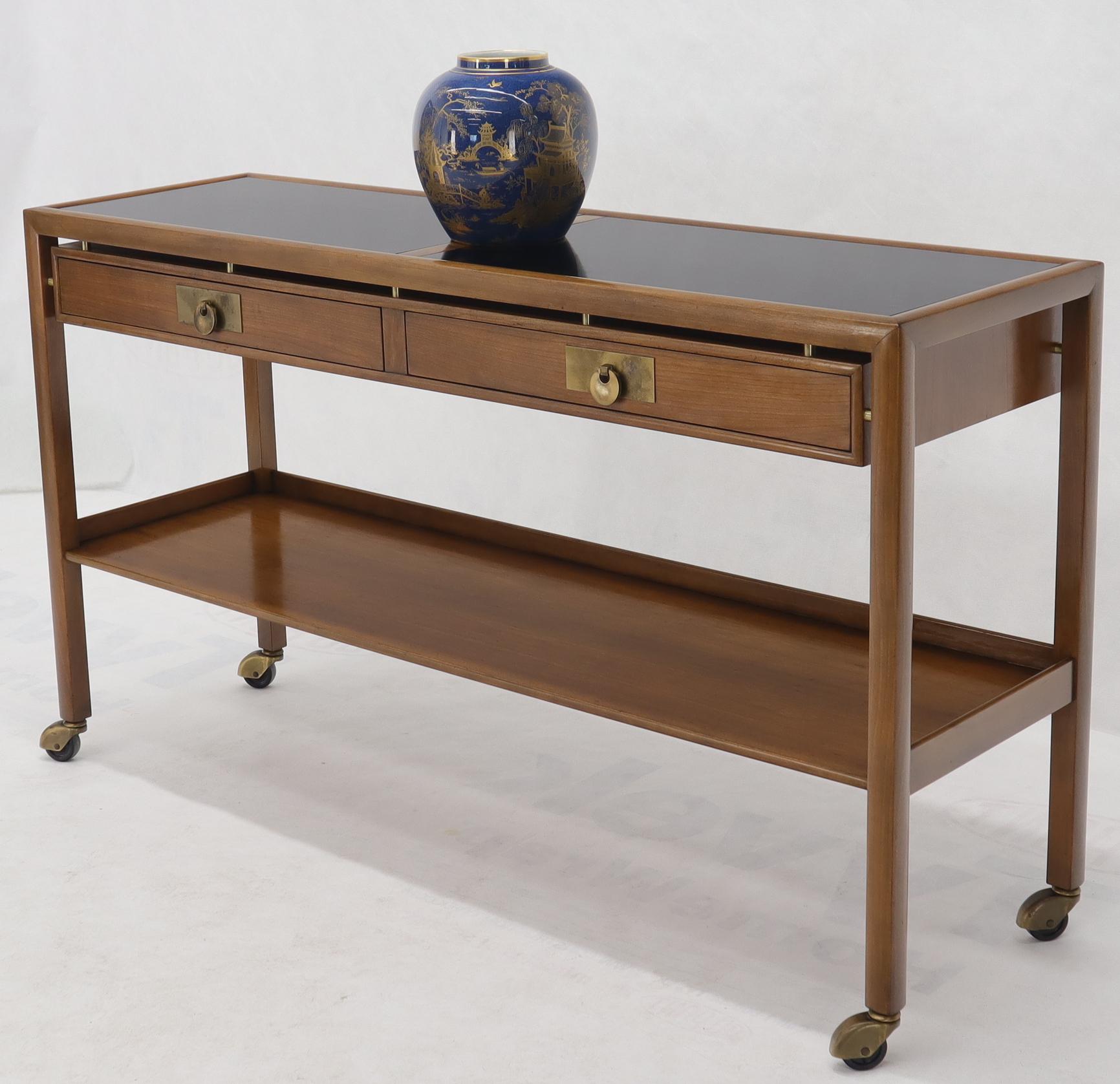 console with wheels