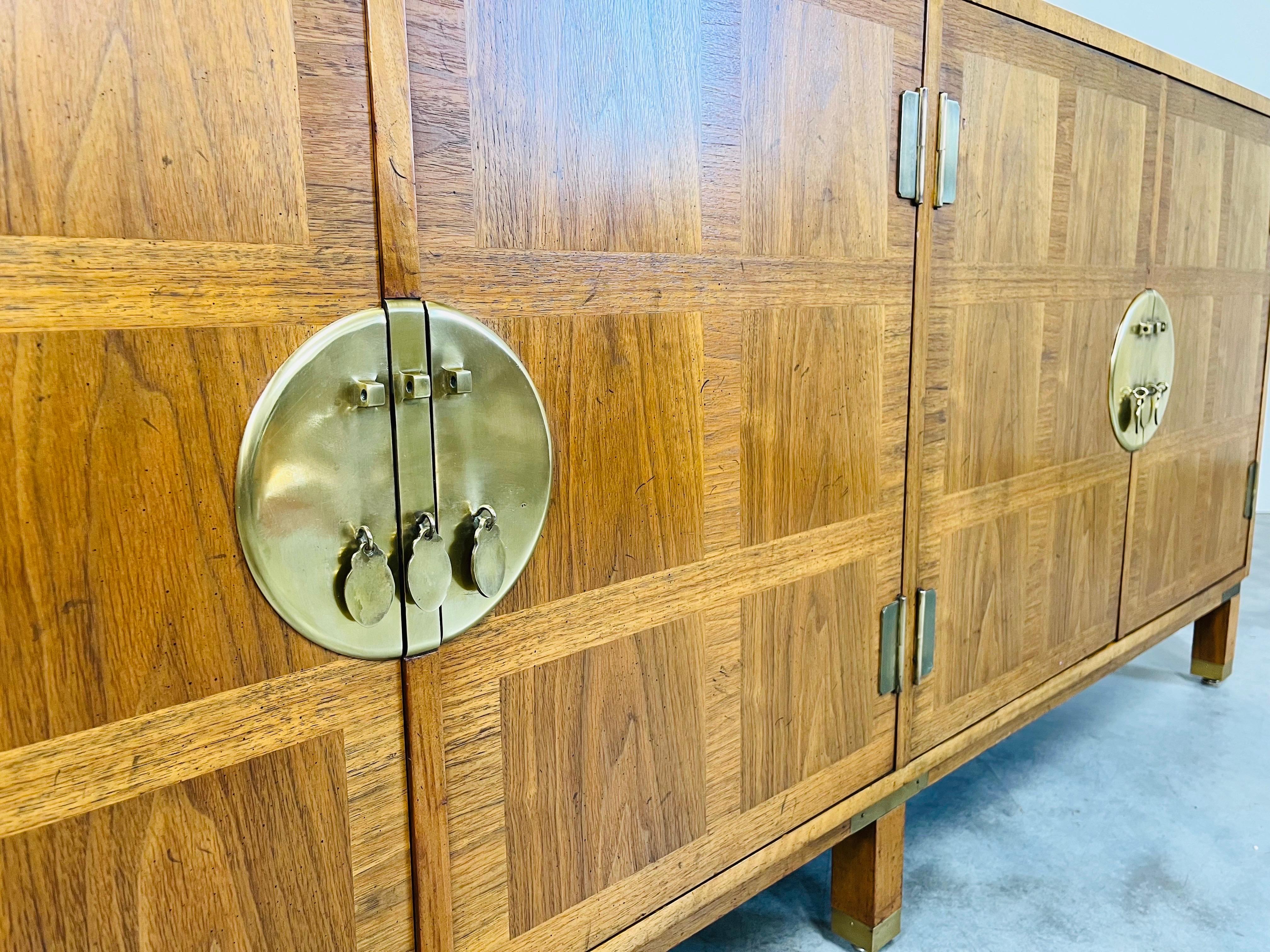 20th Century Baker Banded Walnut Chinese Chippendale Dining Server Credenza  For Sale