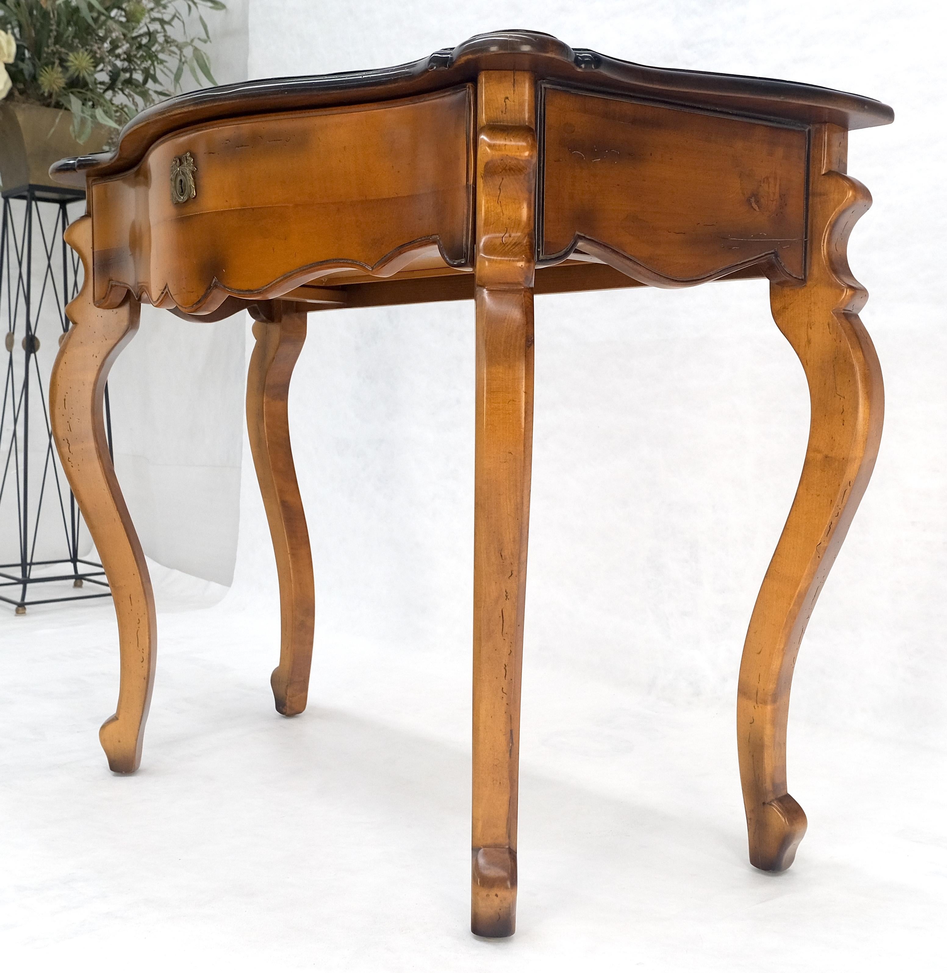 Baker One Drawer Cabriole Leg Fruitwood Paper Finished Drawer Console Table MINT For Sale 4