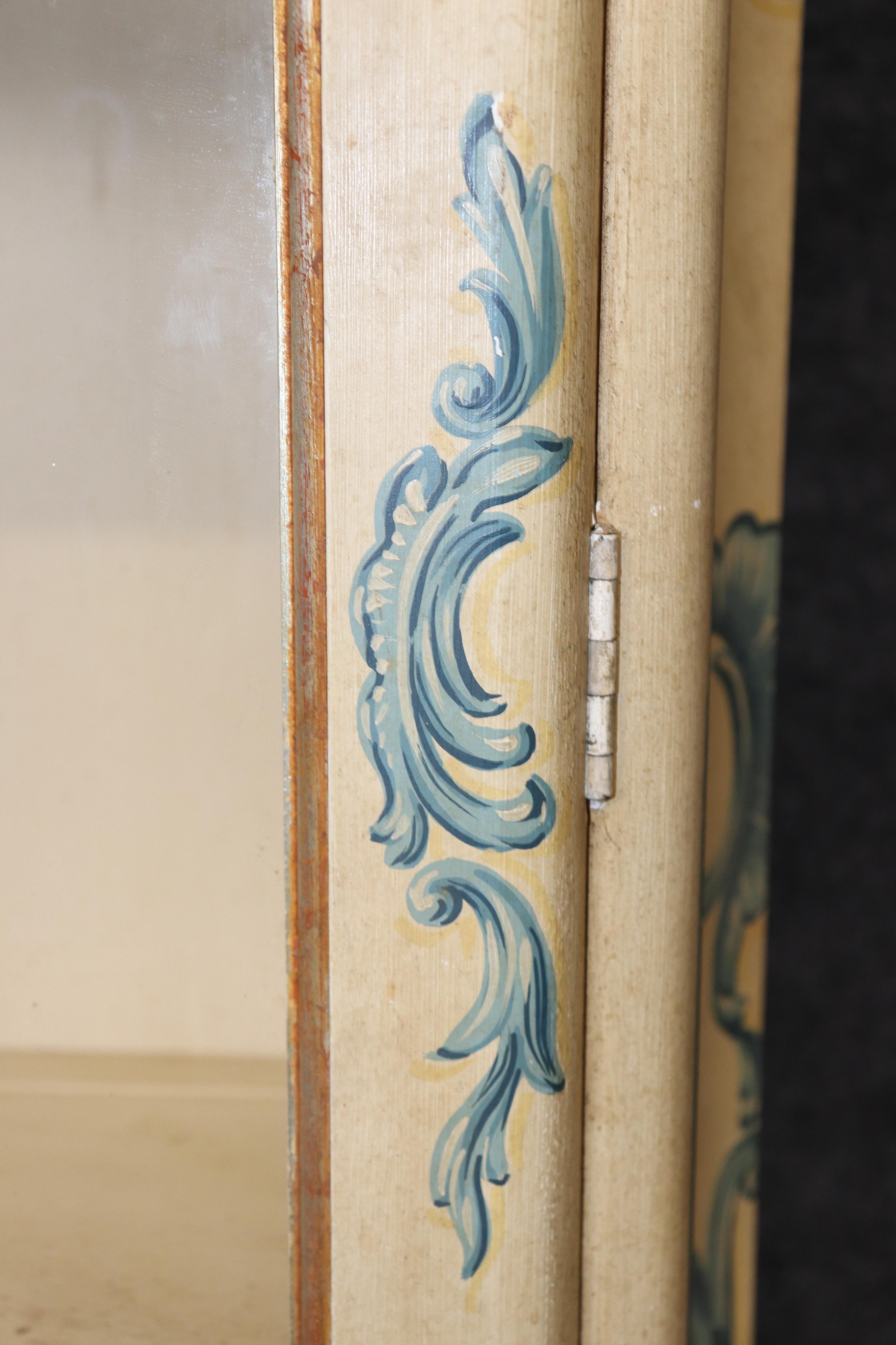 Baker Paint Decorated Venetian Italian Vitrine Display China Cabinet Vitrine For Sale 2