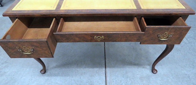 Queen Anne Desks 27 For Sale At 1stdibs >> Baker Queen Anne Style Leather Top Desk Queen Anne Desks 27 For Sale At 1stdibs >> Baker Queen Anne Style Leather Top Desk