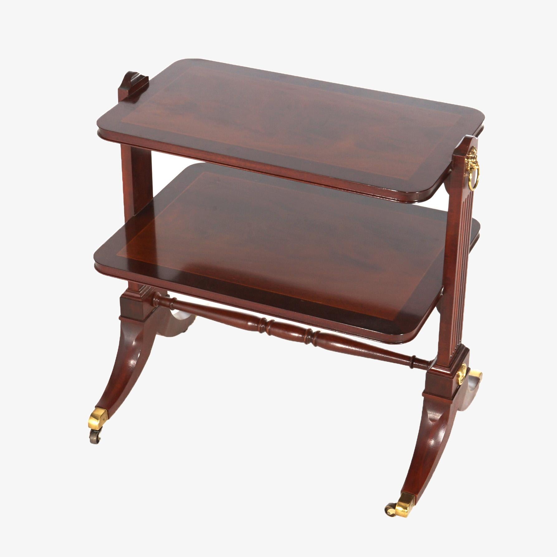 Serveur à deux étages de style Regency en acajou et laiton signé 20e siècle en vente 3