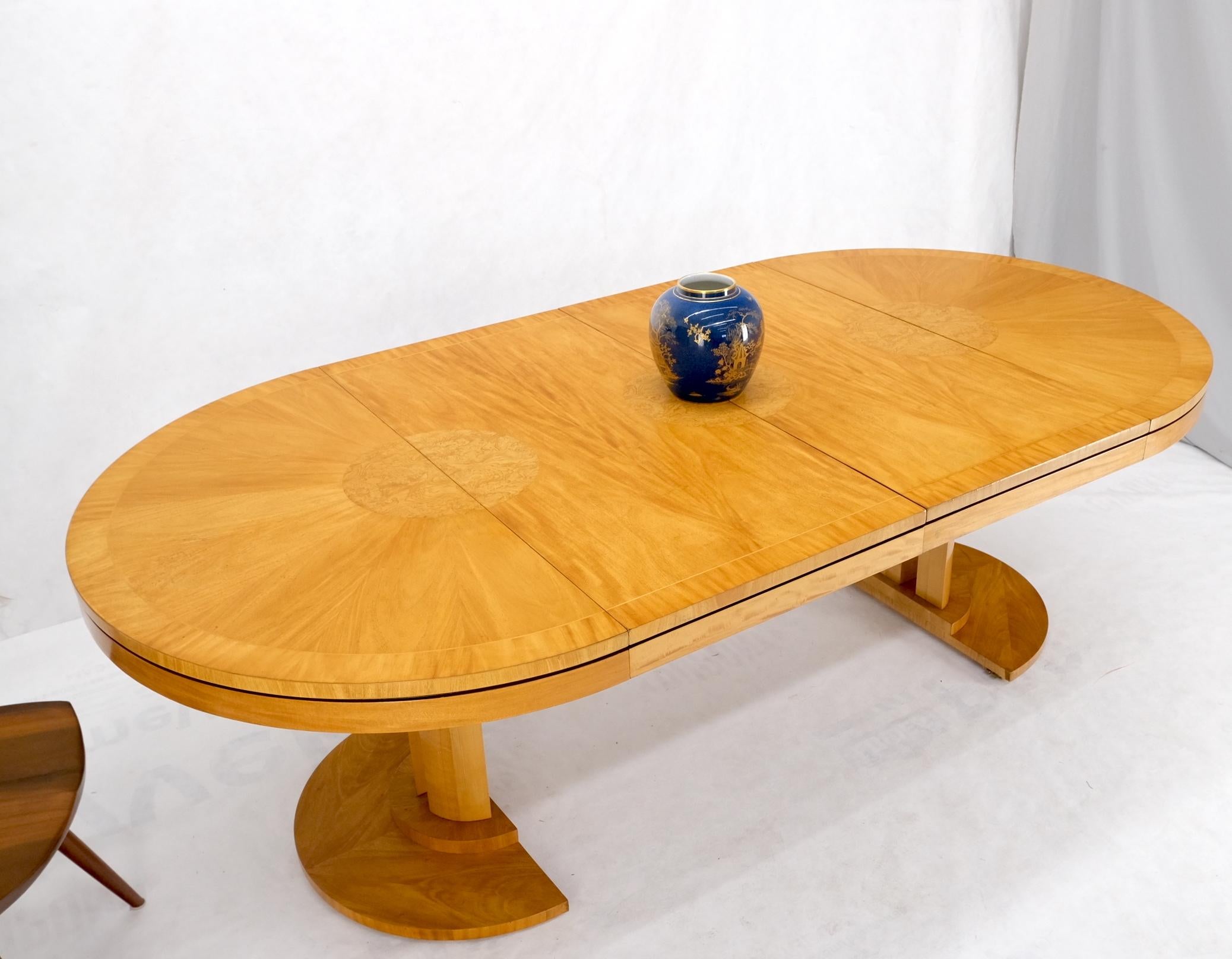Baker Satin Wood Blond Single Pedestal Banded Round Dining Table Two Leaves Mint 12