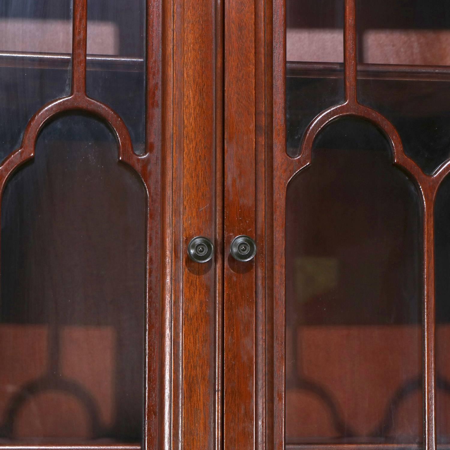 American Colonial Baker School Colonial Flame Mahogany Breakfront Secretary Cabinet, circa 1940