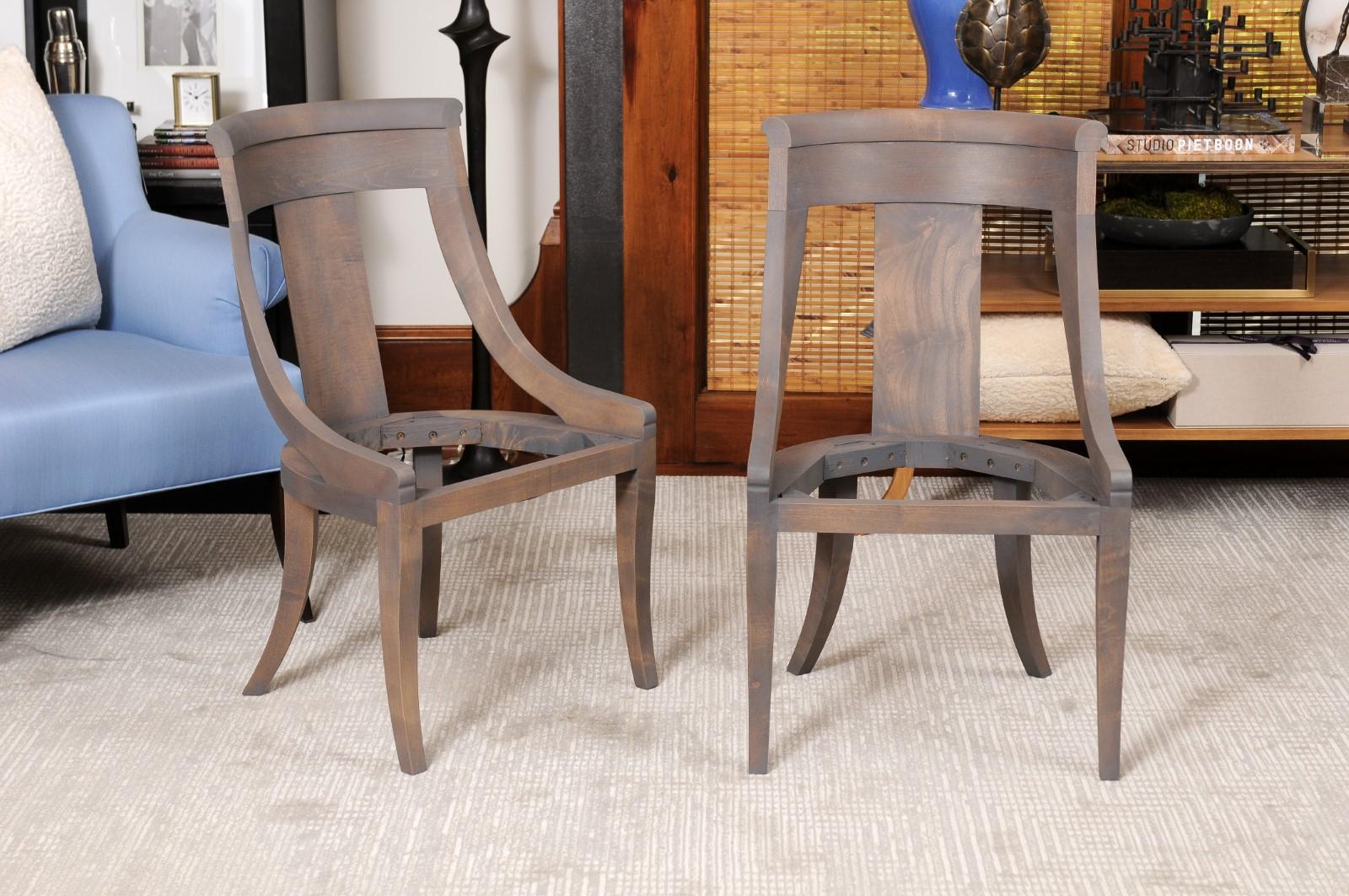 BakerSet of 8 Dining Chairs For Sale at 1stDibs