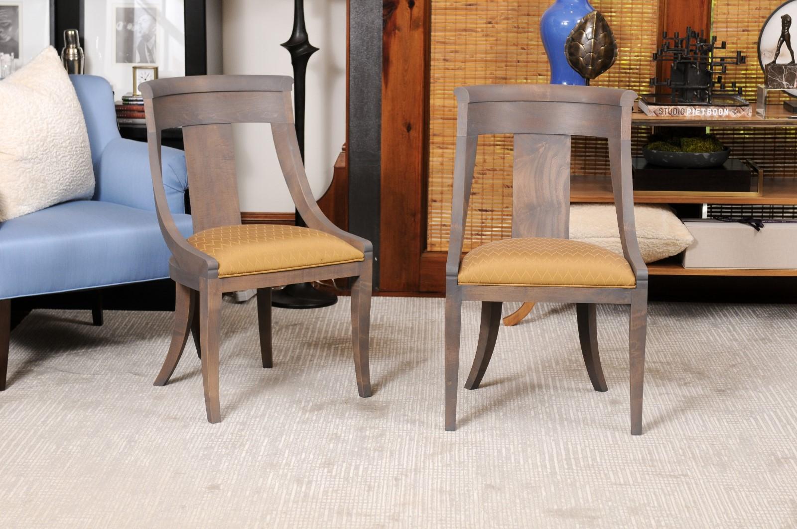 BakerSet of 8 Dining Chairs For Sale at 1stDibs