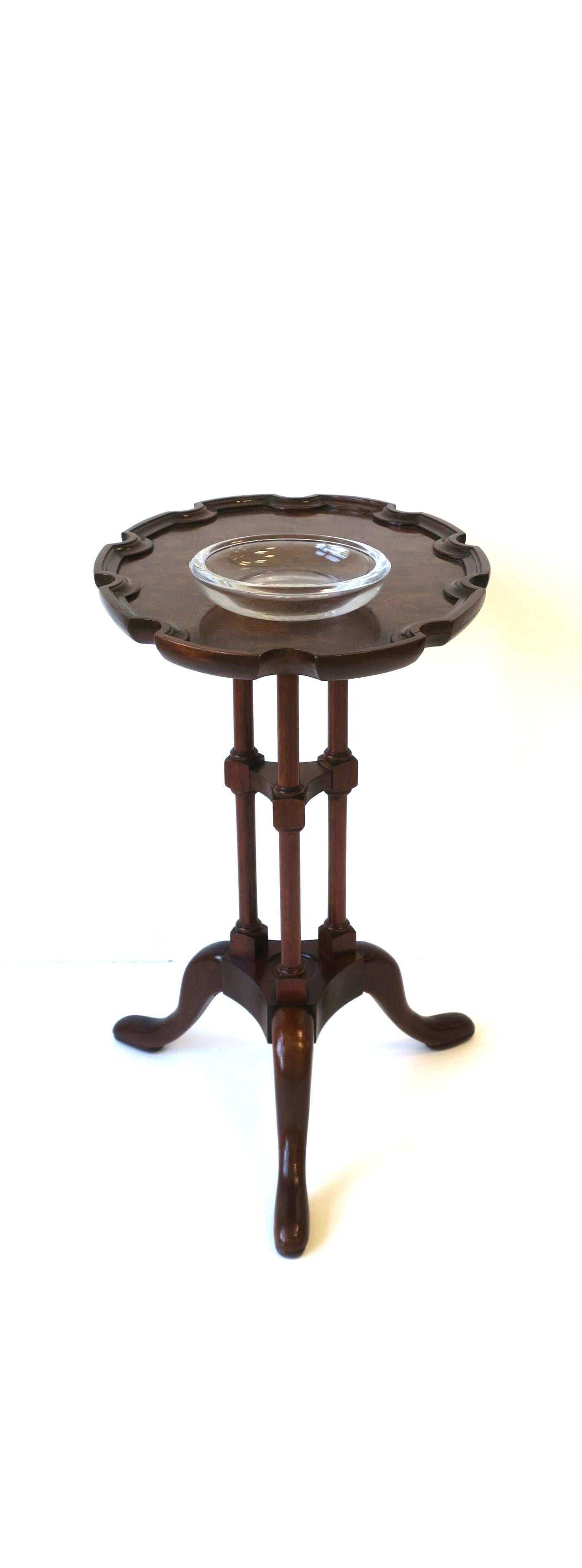 Victorian Baker Side or Drinks Table Charleston Collection