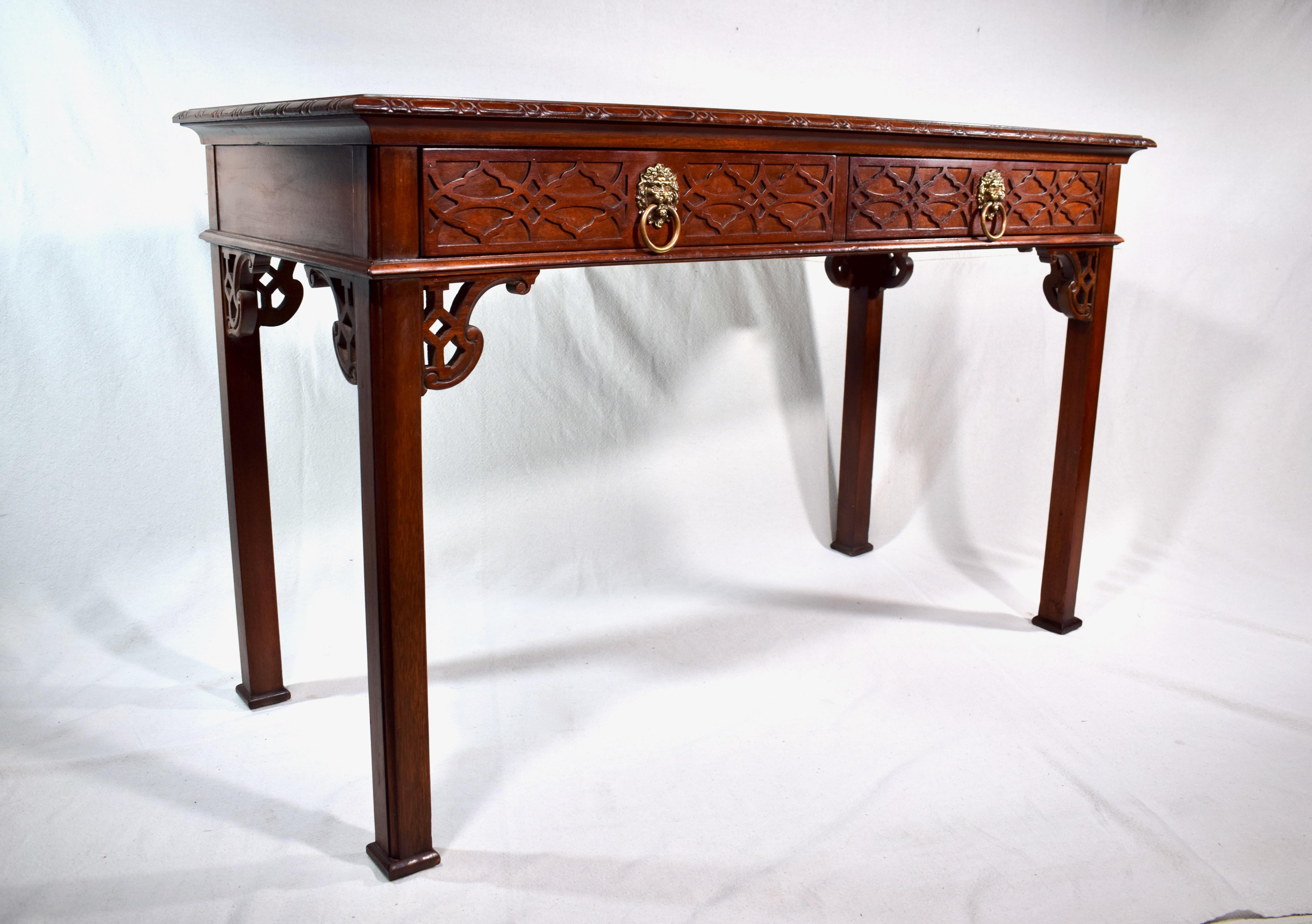 Baker Solid Mahogany Chinese Chippendale Writing Desk Table In Good Condition In Southampton, NJ