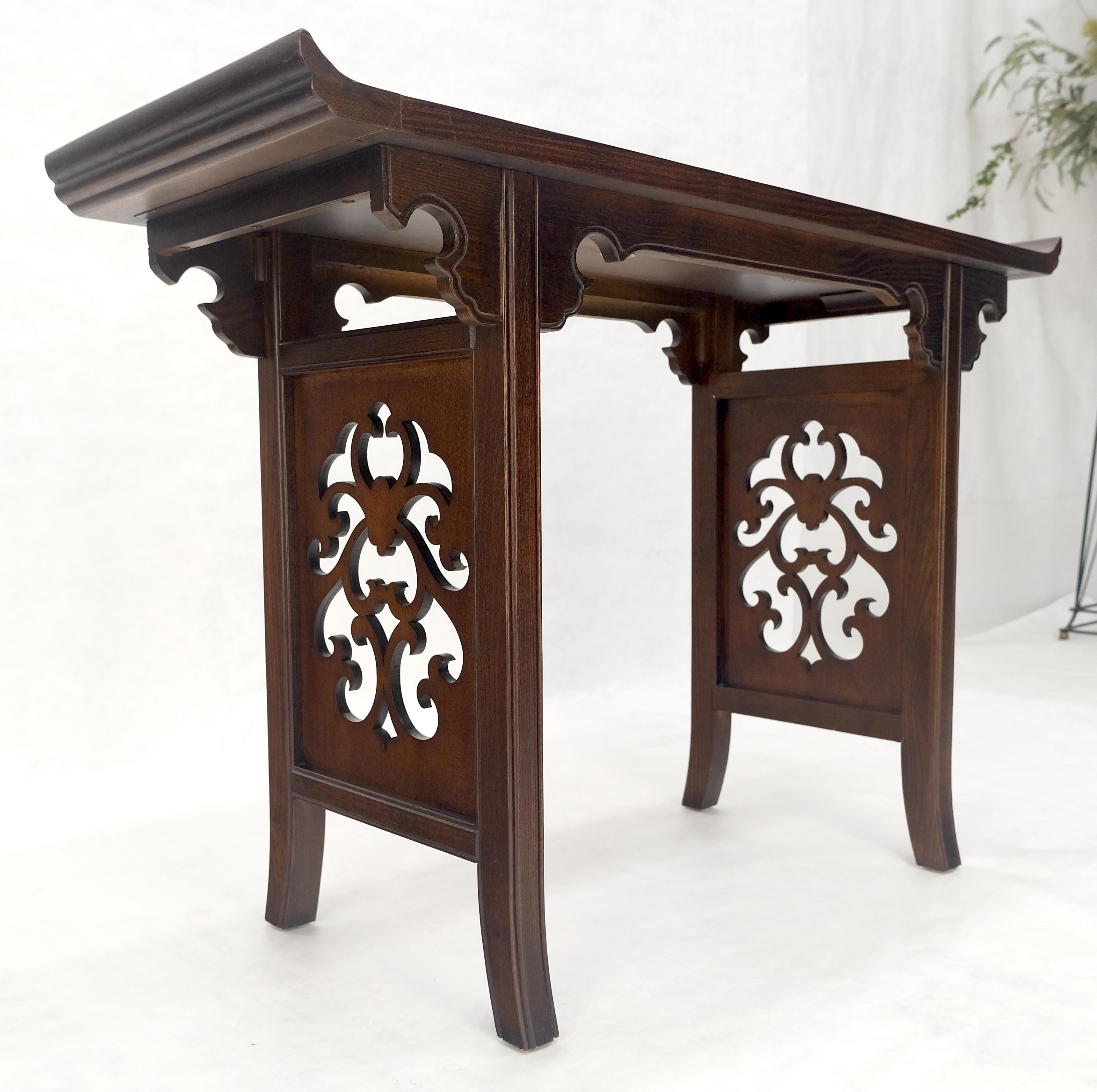 Baker Solid Walnut Pierced Carved Legs Rolled Edge Asian Console Sofa Table MINT For Sale 8