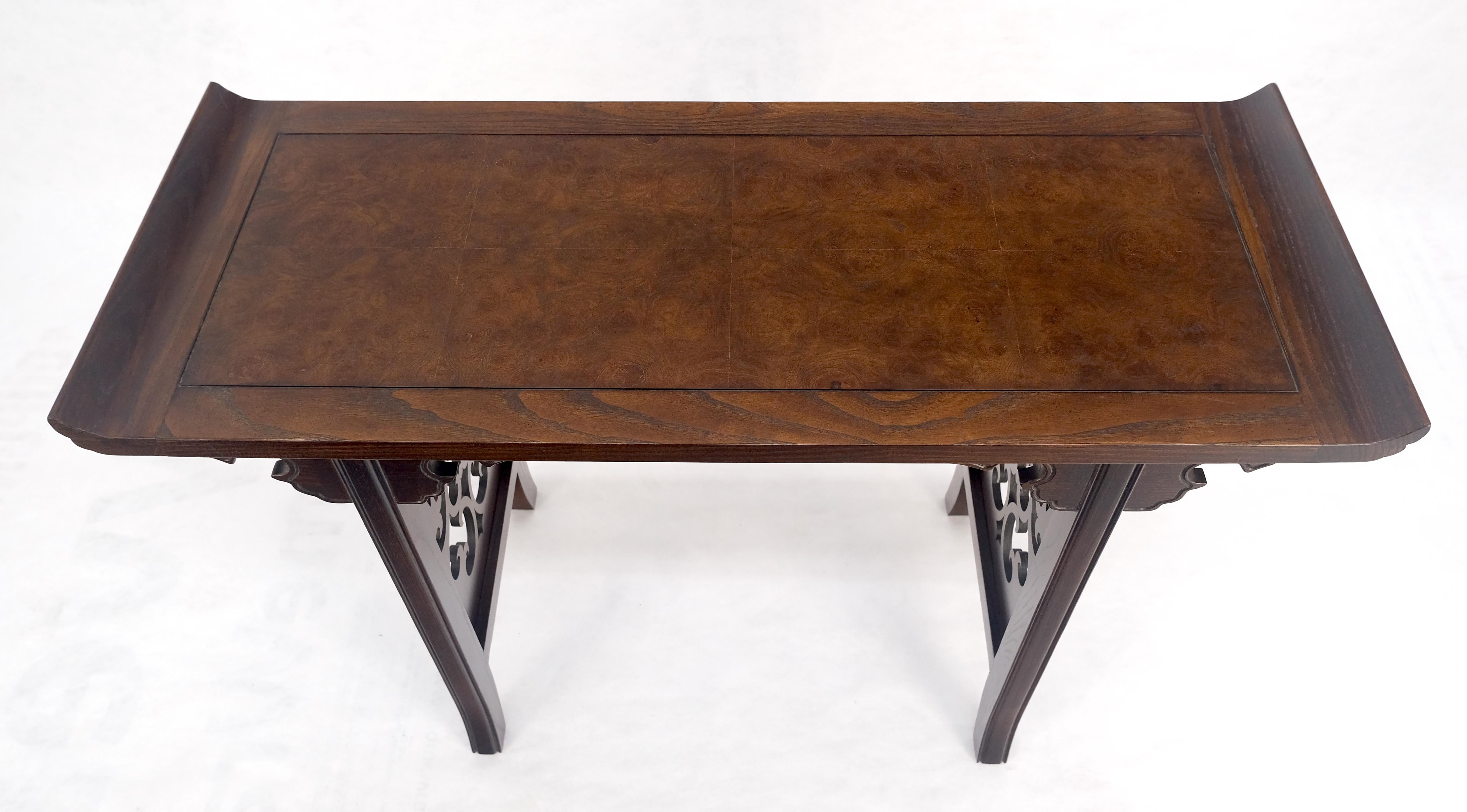 Baker Solid Walnut Pierced Carved Legs Rolled Edge Asian Console Sofa Table MINT In Good Condition For Sale In Rockaway, NJ