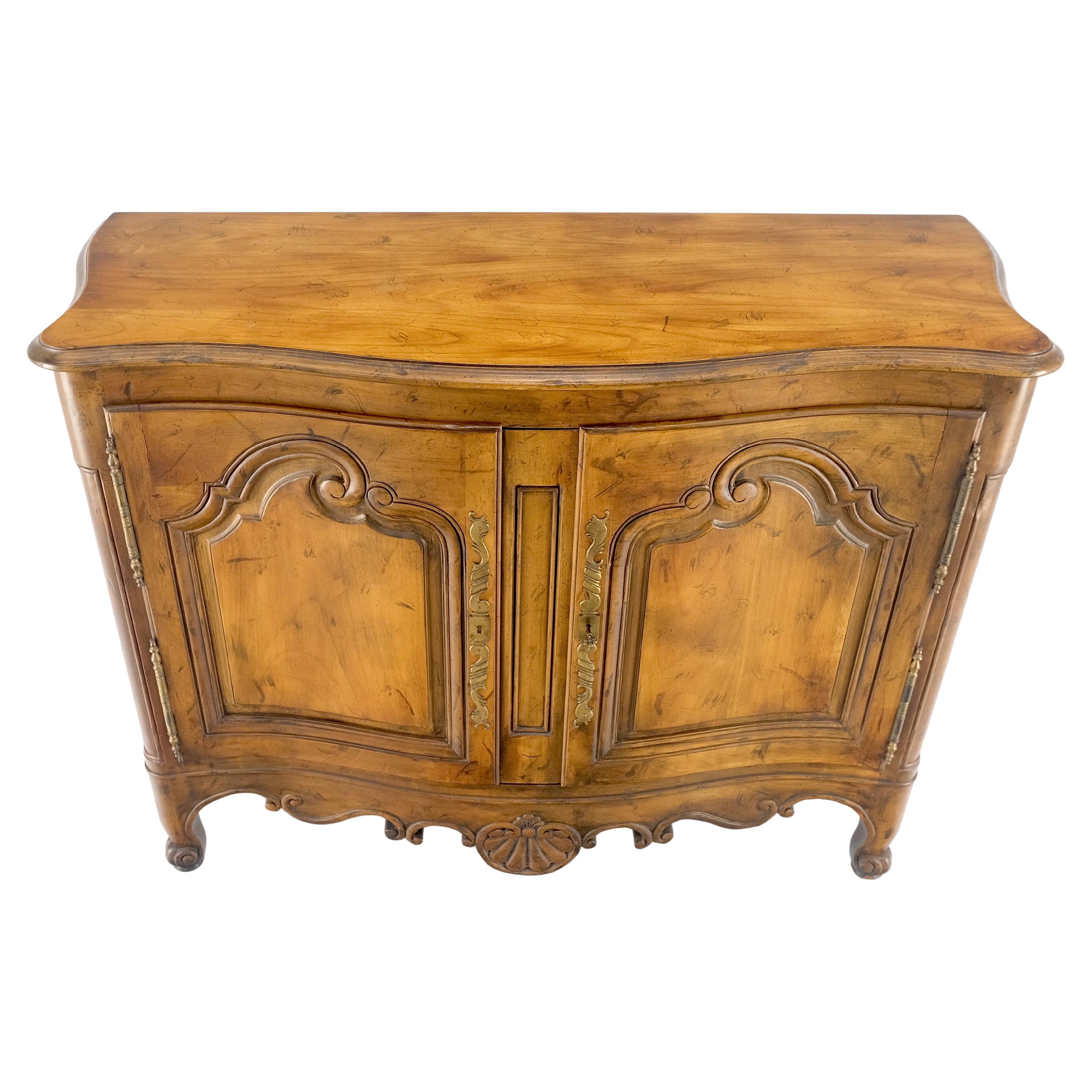 Baker Spanish Coloni Large Carved Double Doors 2 Drawers Compartment Sideboard MINT!