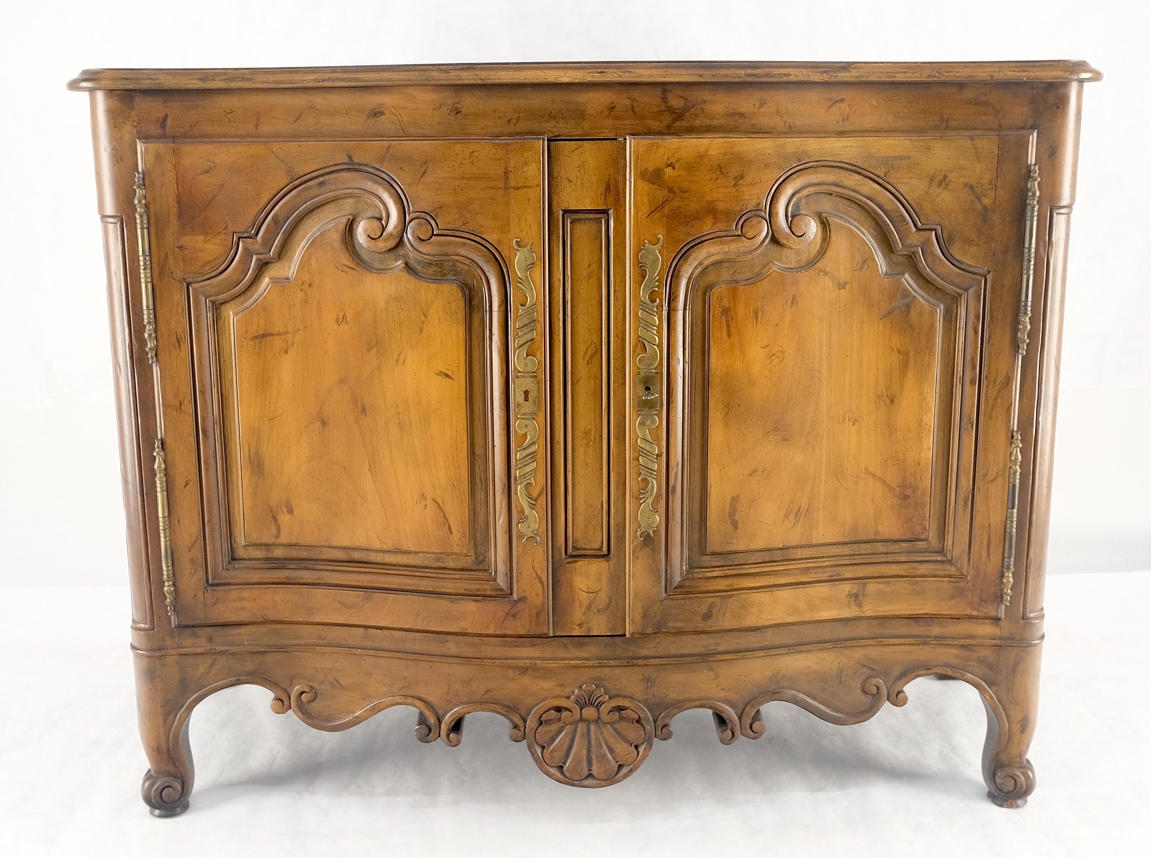 XX secolo Baker Spanish Coloni Large Carved Double Doors 2 Drawers Compartment Sideboard in vendita