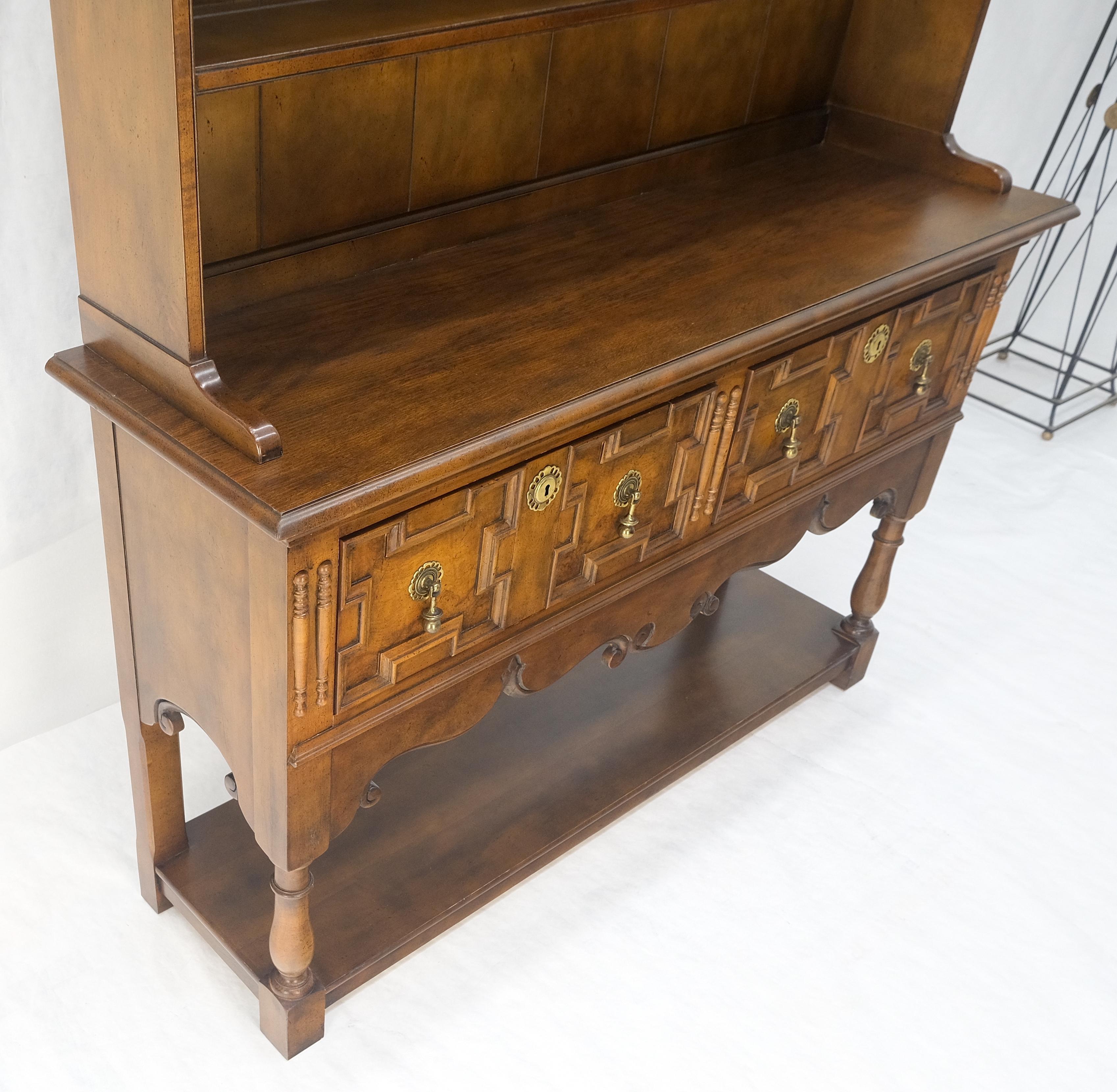 Console commode de style colonial espagnol de Baker en vente 9