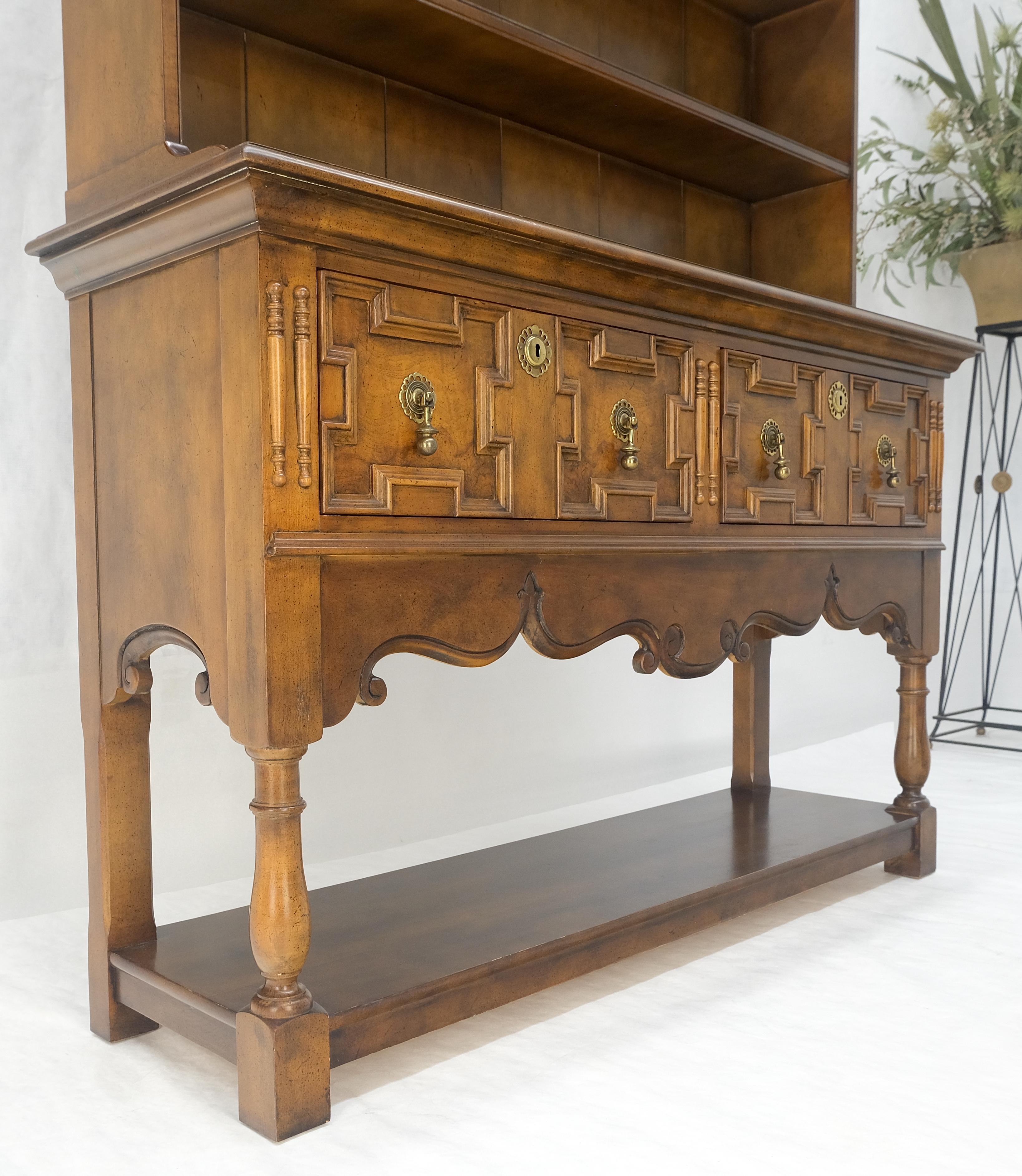 Console commode de style colonial espagnol de Baker en vente 10
