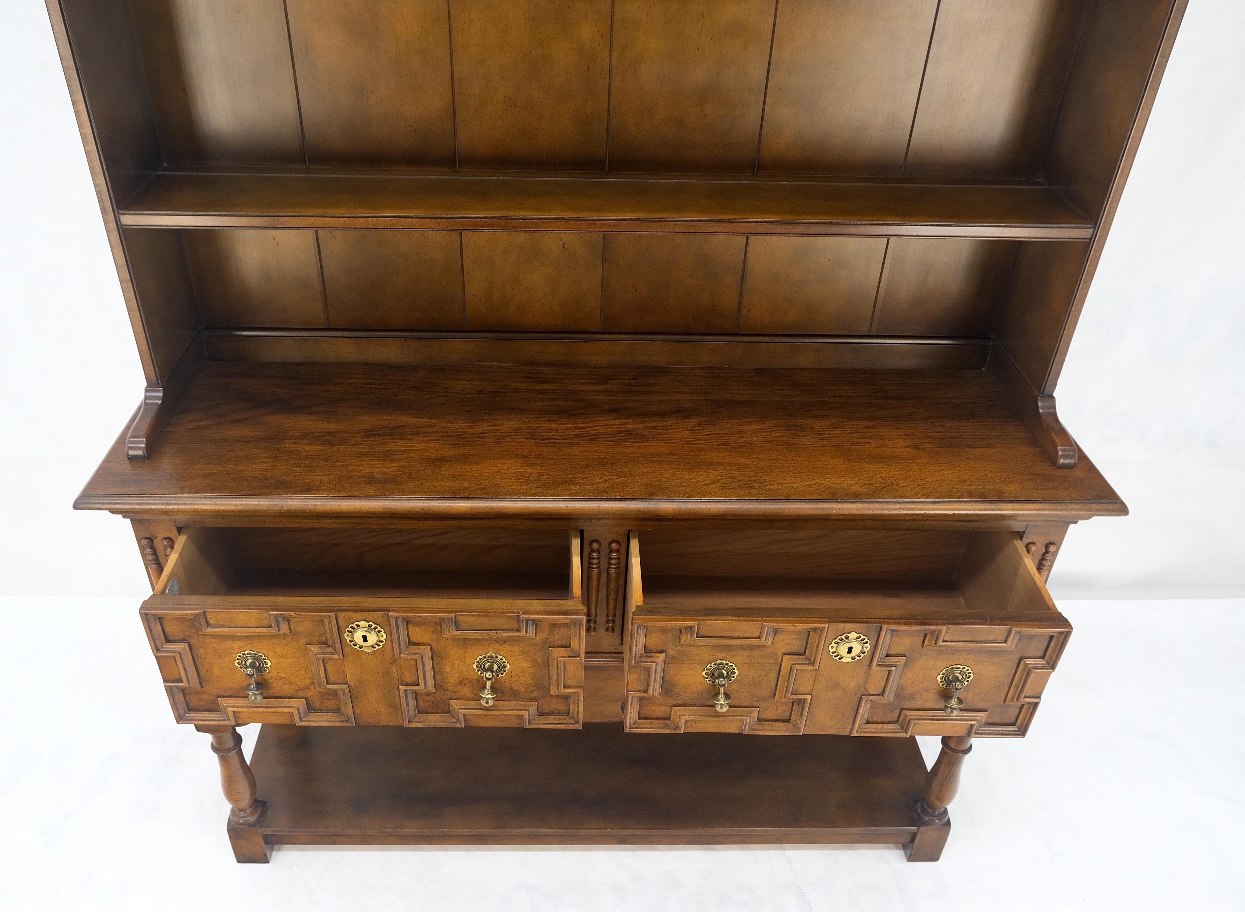 Console commode de style colonial espagnol de Baker Excellent état - En vente à Rockaway, NJ