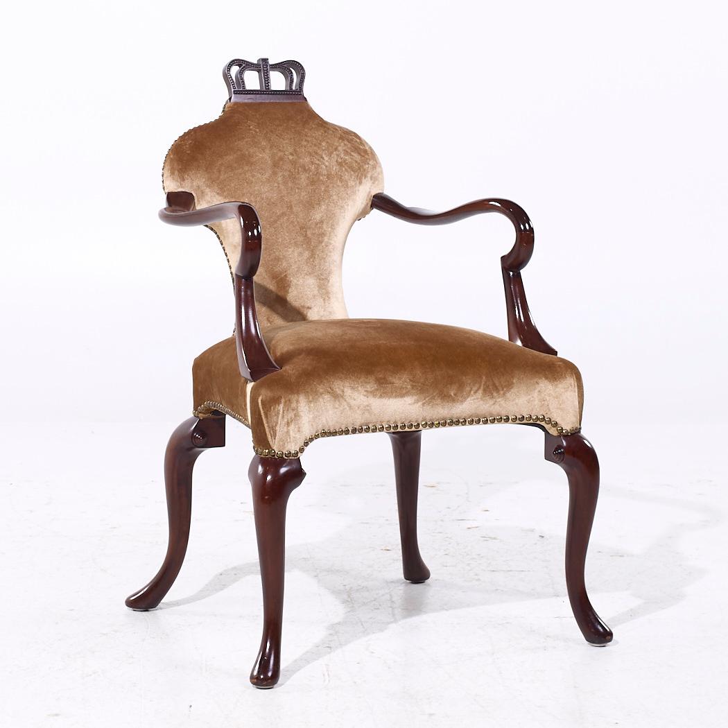 Baker Stately Homes Queen Anne Crown Chairs - Pair In Good Condition In Countryside, IL