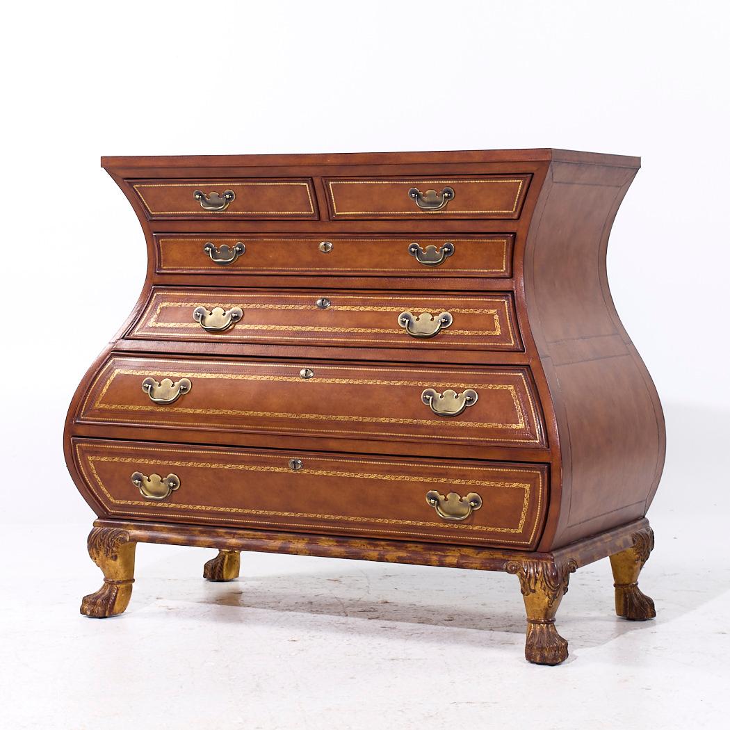 Moderno Cassettone Bombay intarsiato in stile Baker Stately Homes in vendita